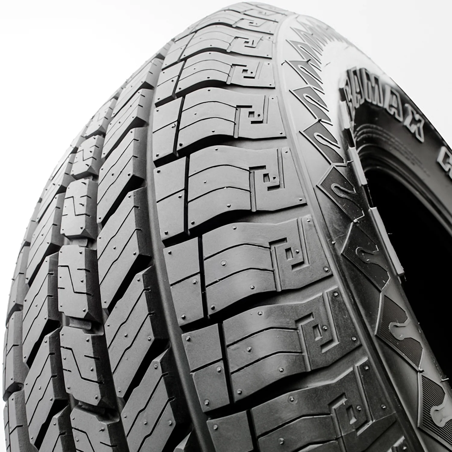 Sailun Terramax HLT 245/70R17 110T A/S All-Season Tire
