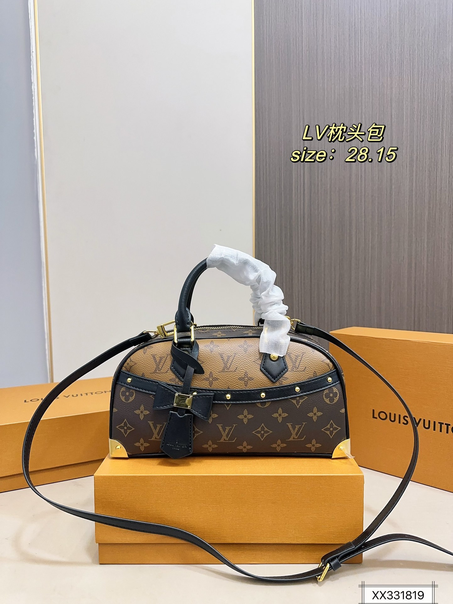 Louis new arrival bag size??28*15 cm