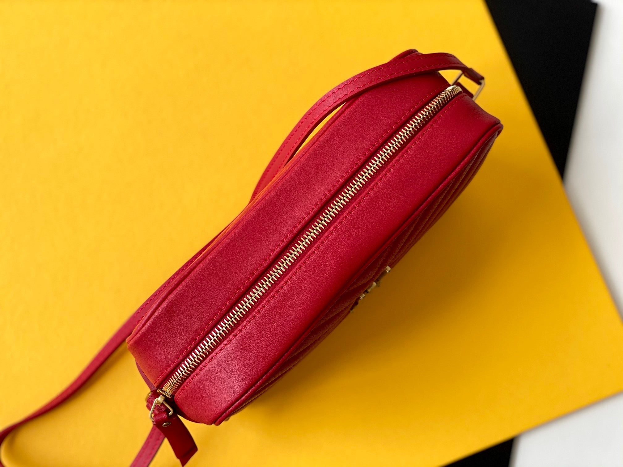 Y Lou Camera Bag In Quilted Leather