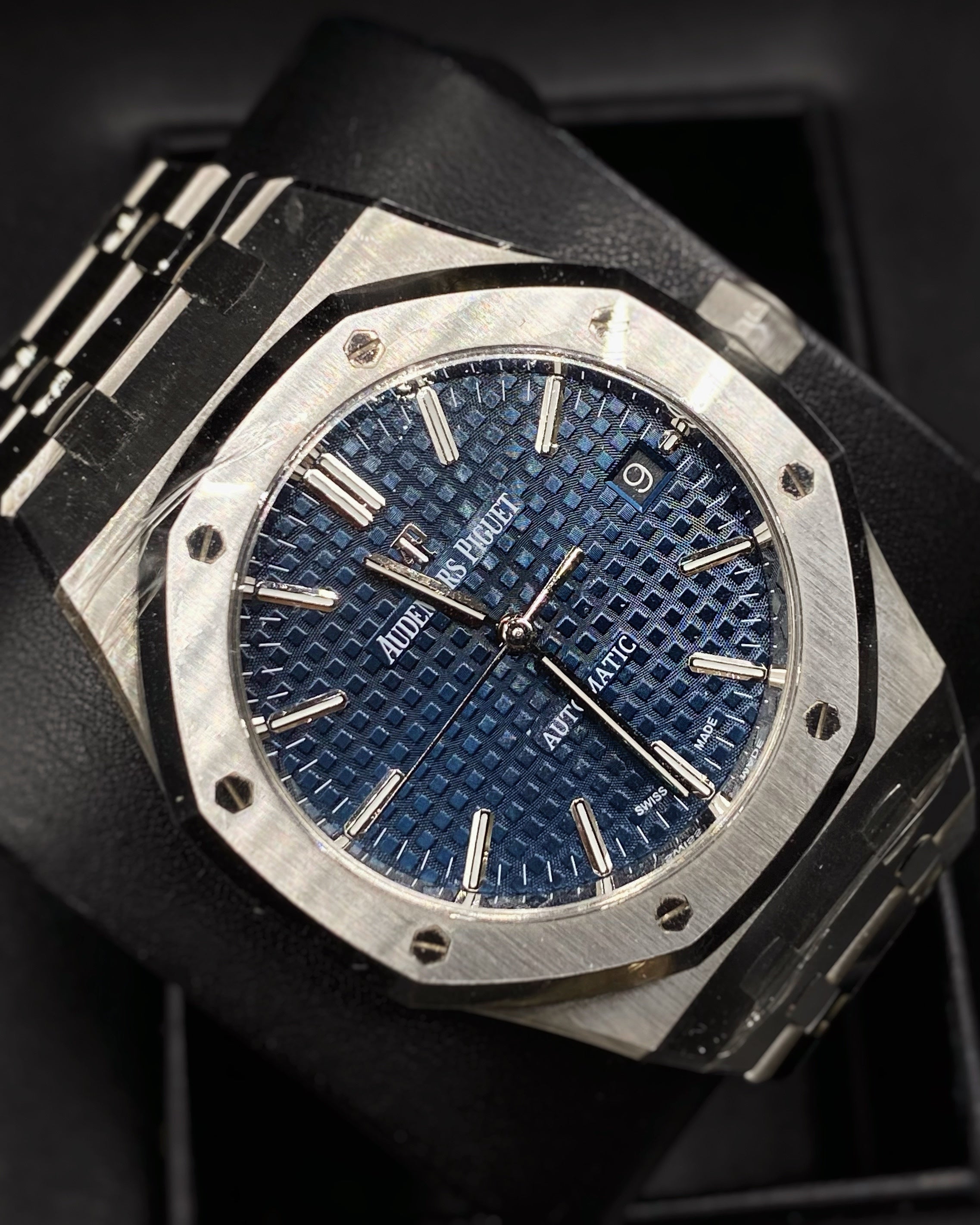 [Super Clone]Audemars Piguet Royal Oak Selfwinding Blue dial, 37mm, Stainless steel, 15450ST.OO.1256ST.03