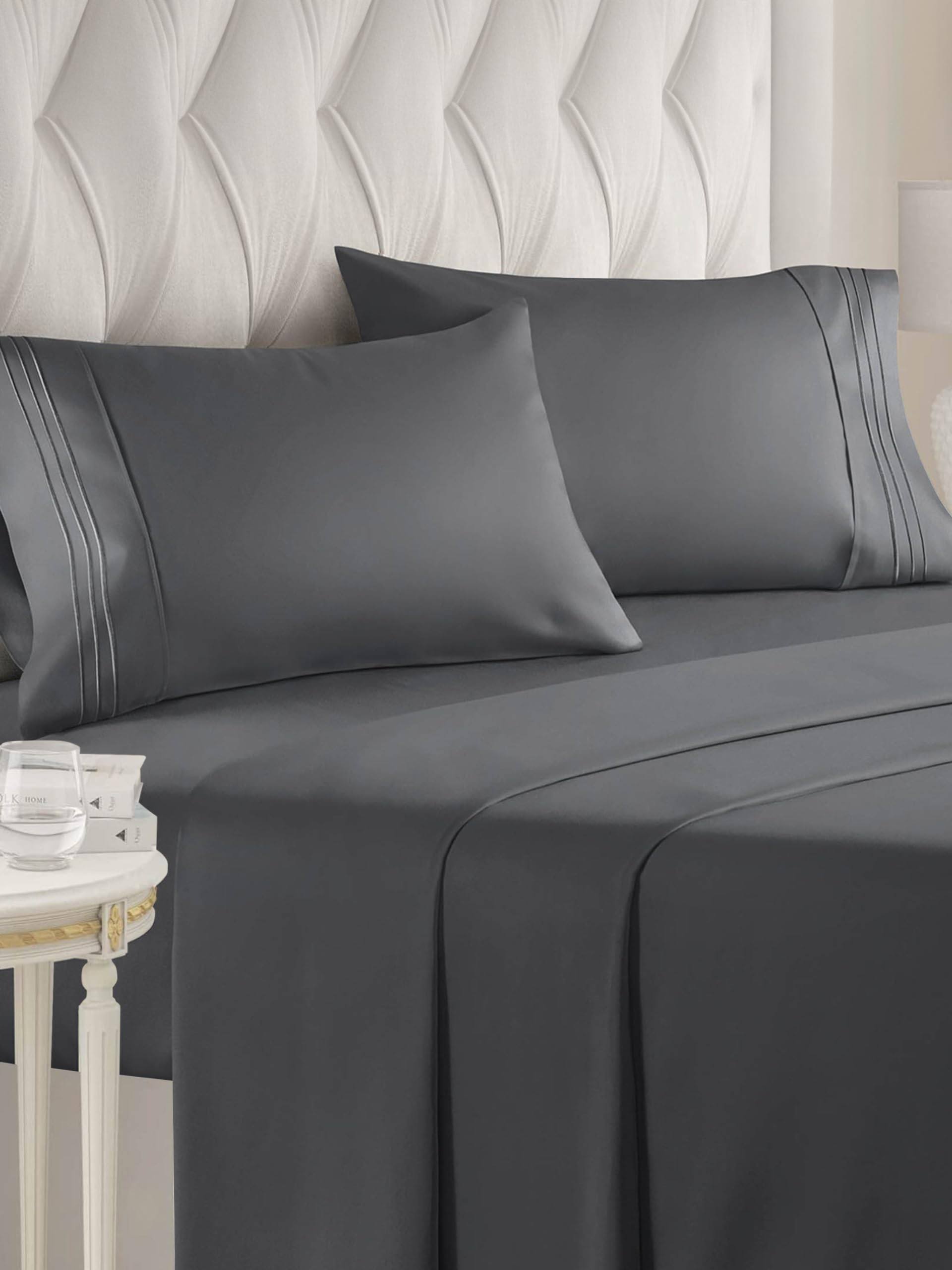 Queen Size 4 Piece Sheet Set - Comfy Breathable & Cooling Sheets - Hotel Luxury Bed Sheets for Women & Men - Deep Pockets, Easy-Fit, Soft & Wrinkle