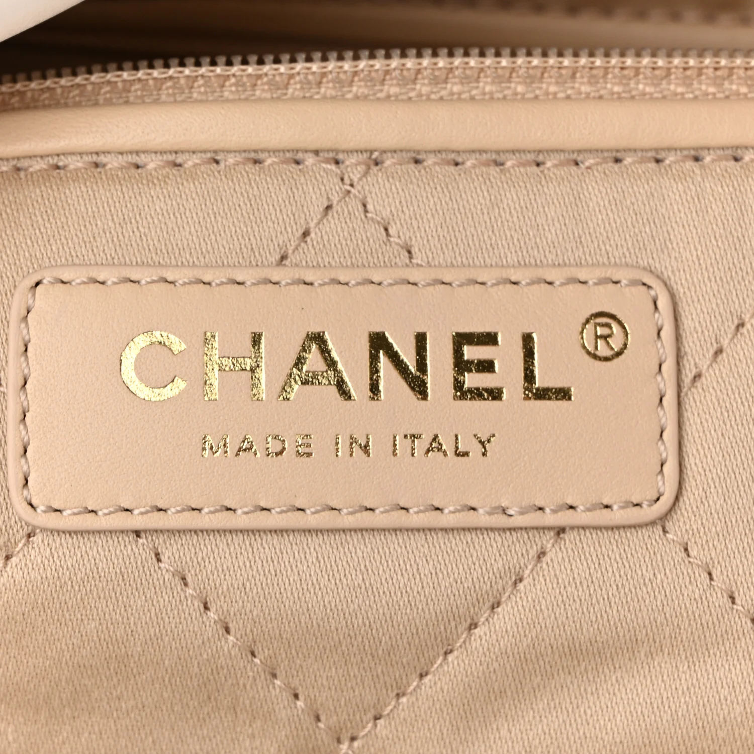 Shiny Calfskin Quilted Small Chanel  White
