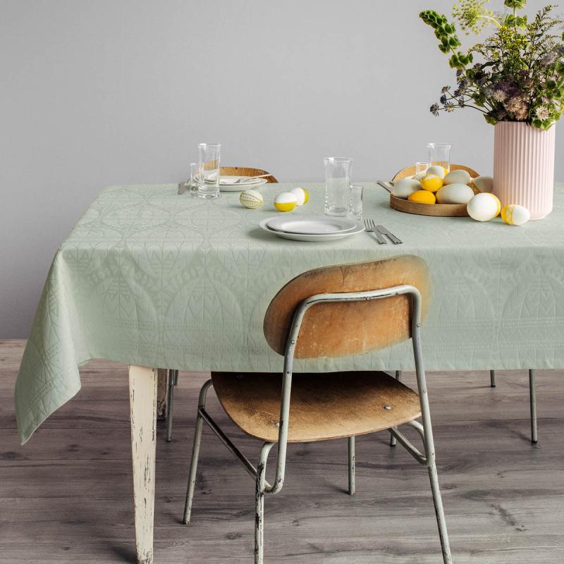 Easter påskeduk 150x370 cm lys grønn