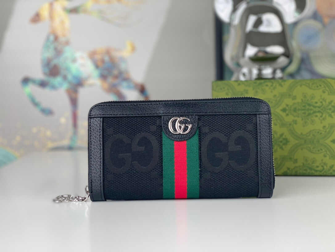 GUCCI【グッチ】大人気のロングファスナー財布、実用性も抜群！
