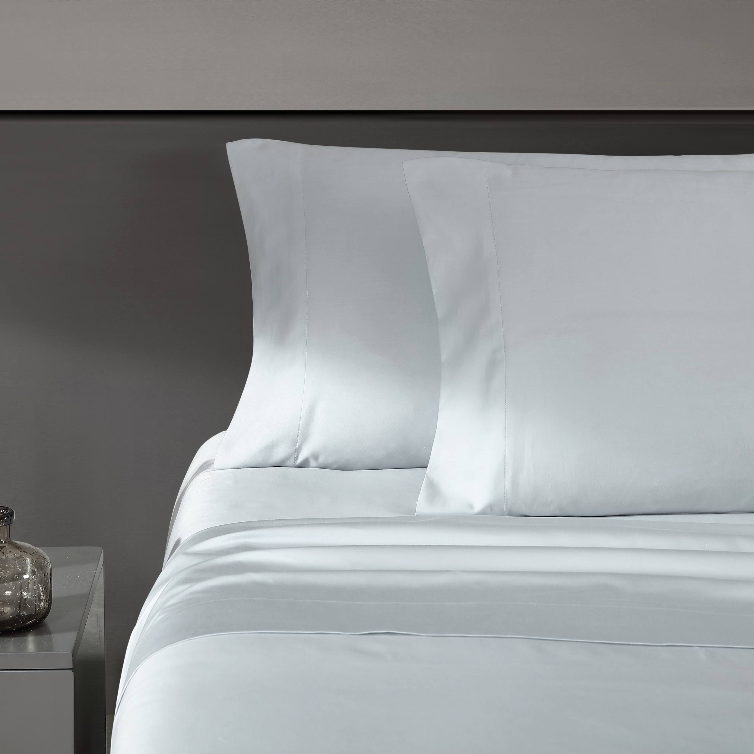 Vera Wang 800 Thread Count Sateen King Sheet Set - Pale Blue