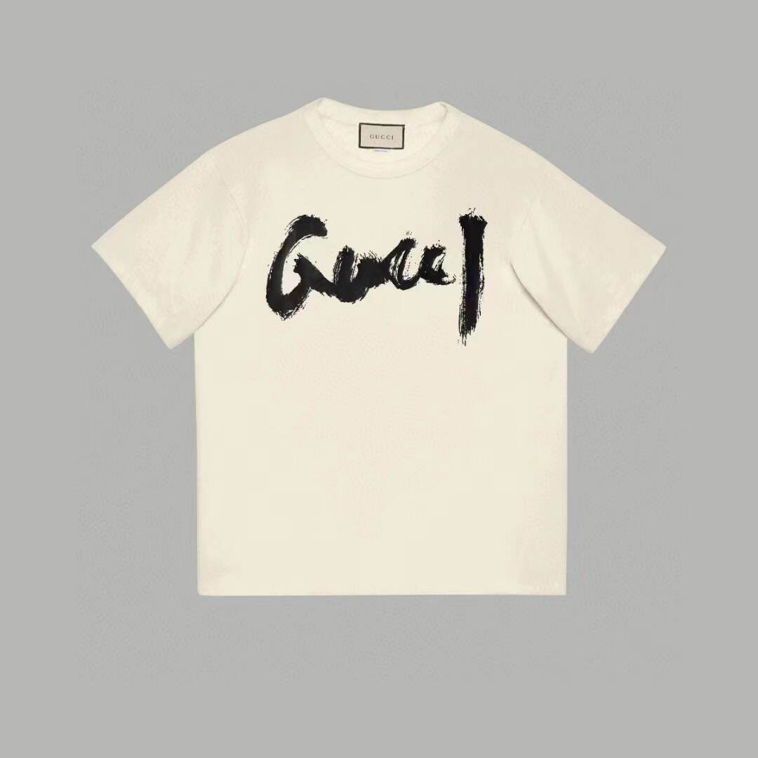【Gucci 】（グッチ）Tシャツ 男女兼用、ご好評に付き再入荷！半袖Tシャツ