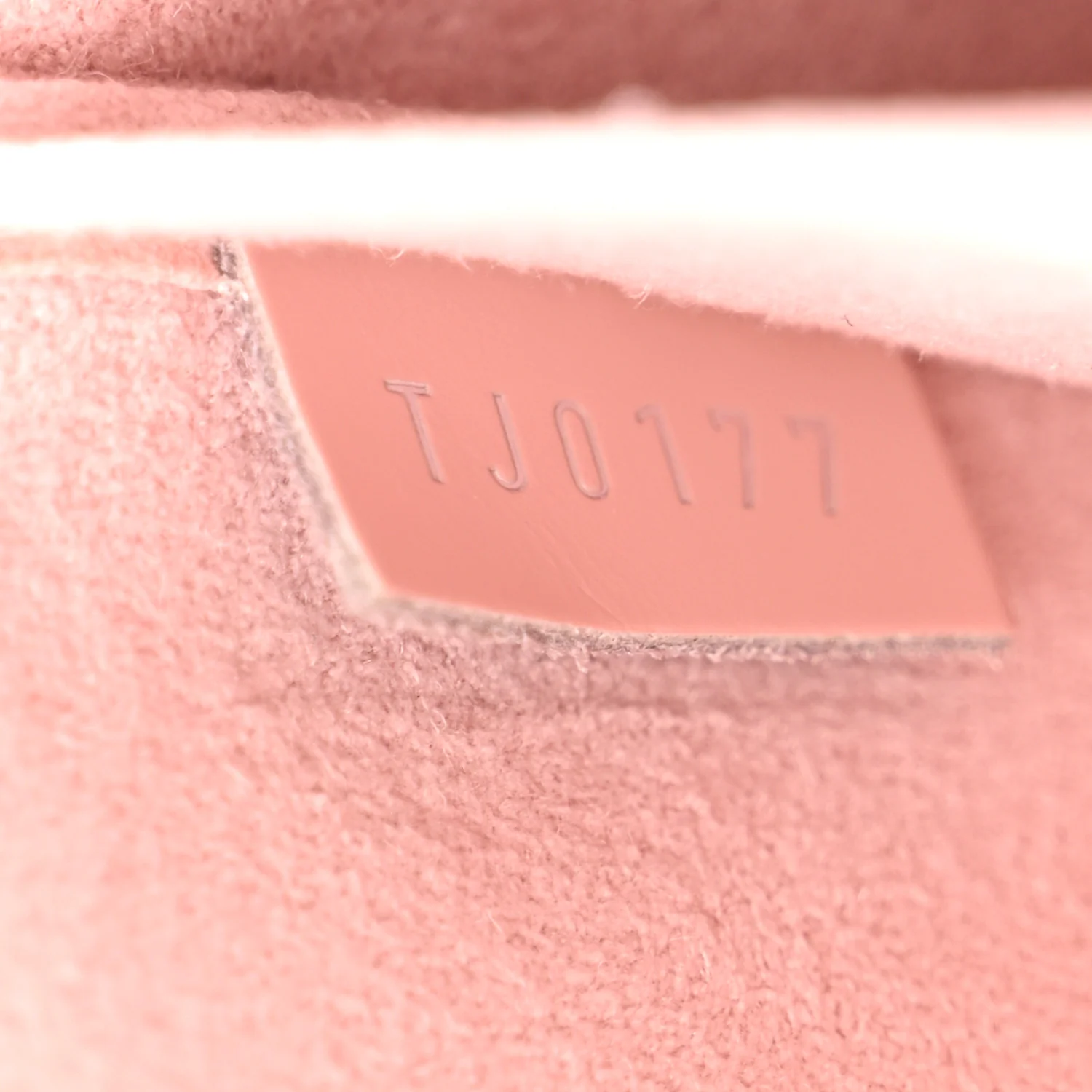 Epi Pochette Felicie Rose Ballerine