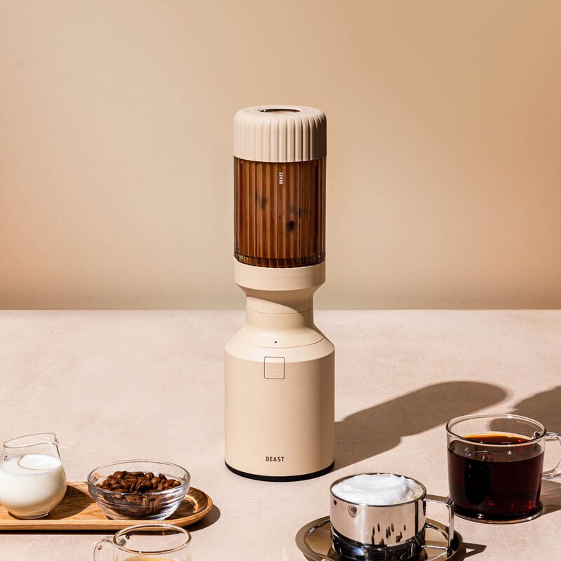 Mighty blender 650W 0,63L sand
