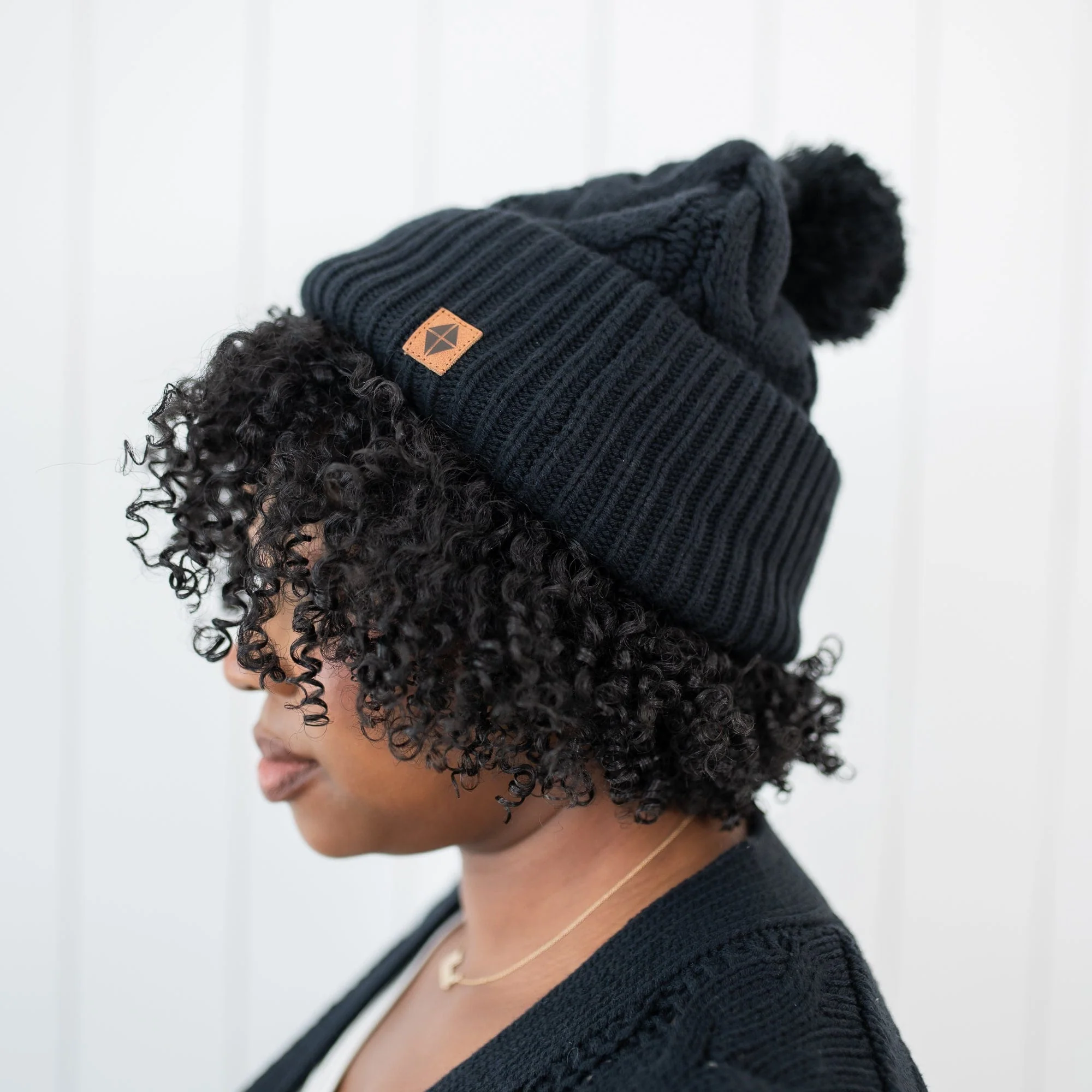 Cable Knit Adult Pom Beanie in Midnight