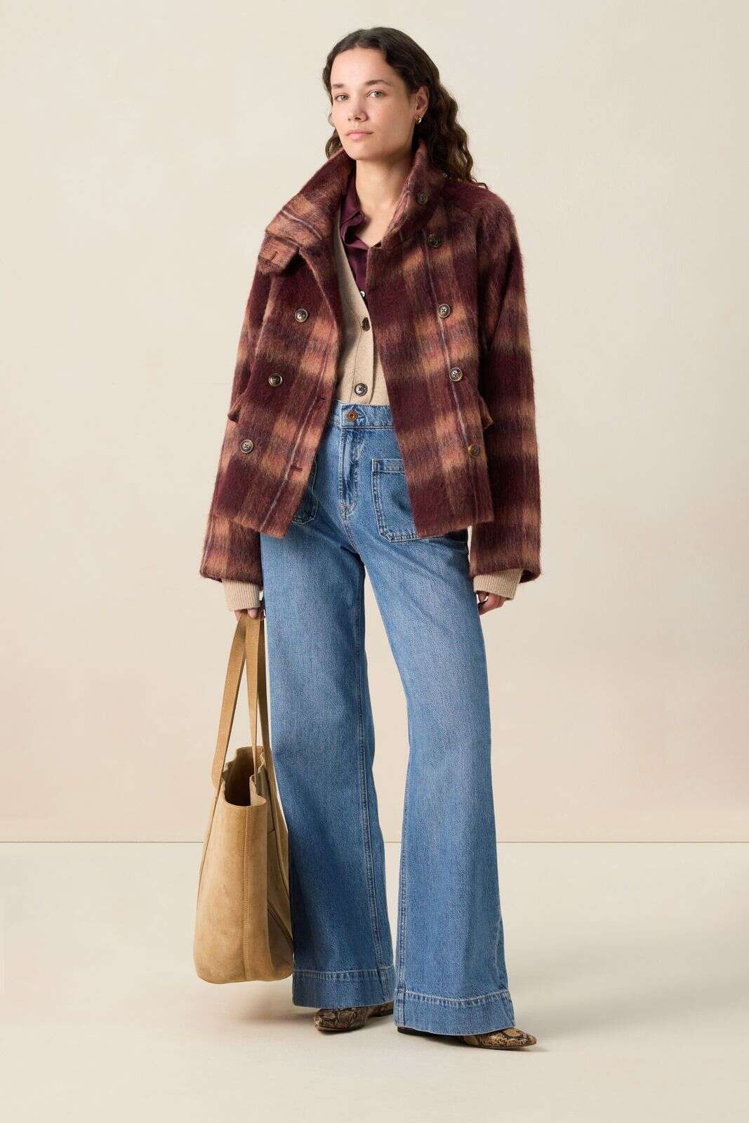 Donkerrode wollen geruite jas