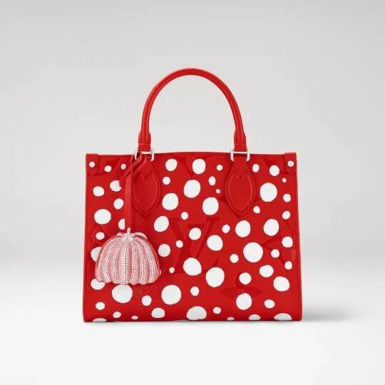 🔥ホットトピック！ 💓世界的アーティスト草間彌生とのコラボレーションから生まれた「Louis Vuitton×草間彌生」コレクションが初