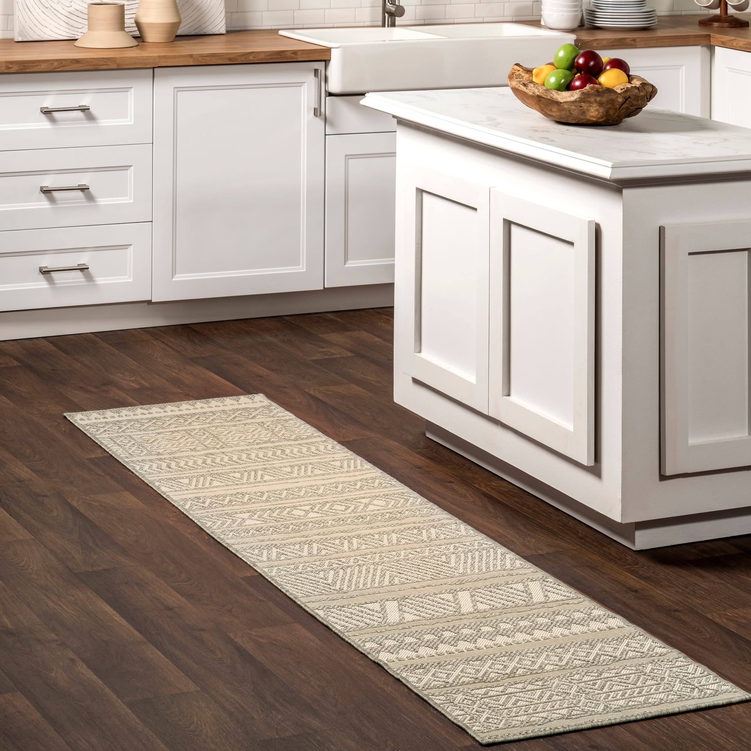 nuLOOM 2'x8' Abbey Tribal Striped Indoor/Outdoor Runner Rug Light Gray