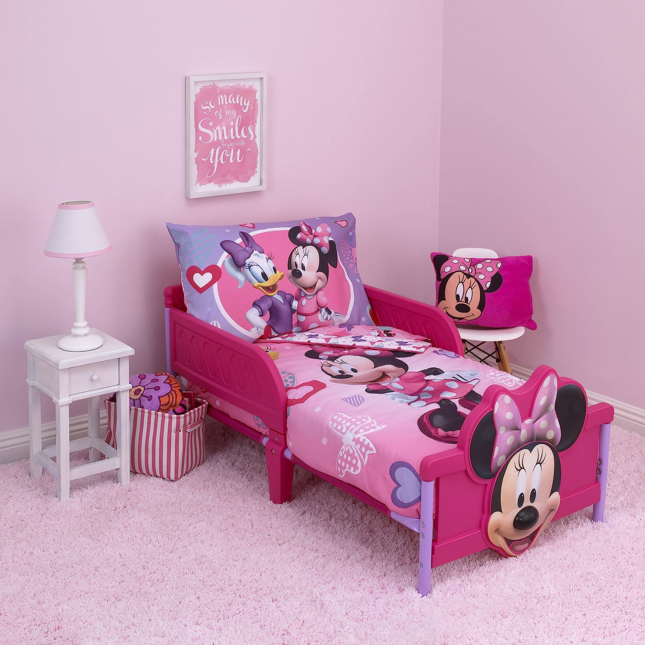 Disney Minnie Hearts & Bows 4-Piece Toddler Bedding Set