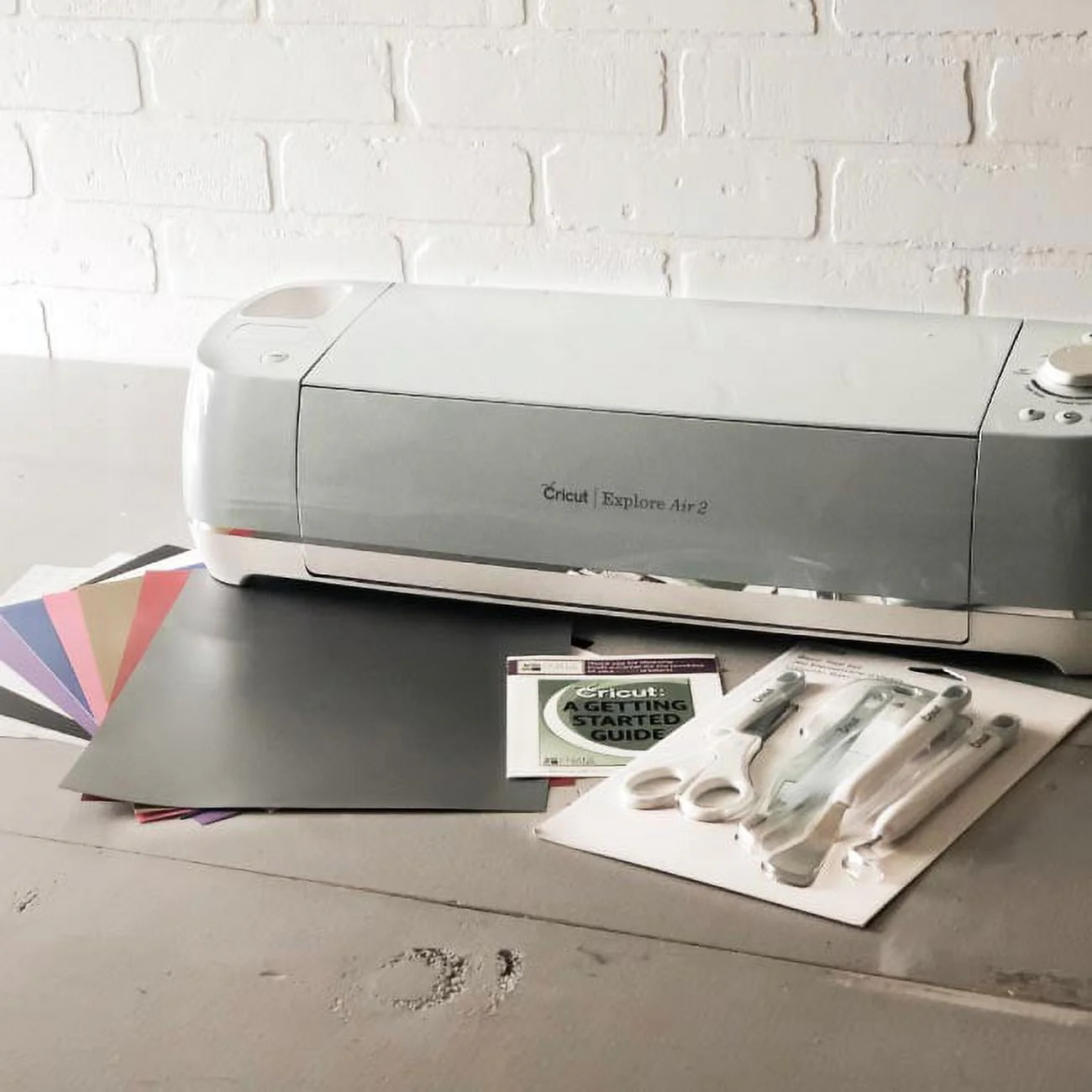 Cricut Explore Air 2 Machine Bundle - Beginner Guide, Tool Kit, Vinyl Pack, Designs Project Inspiration - Image 2