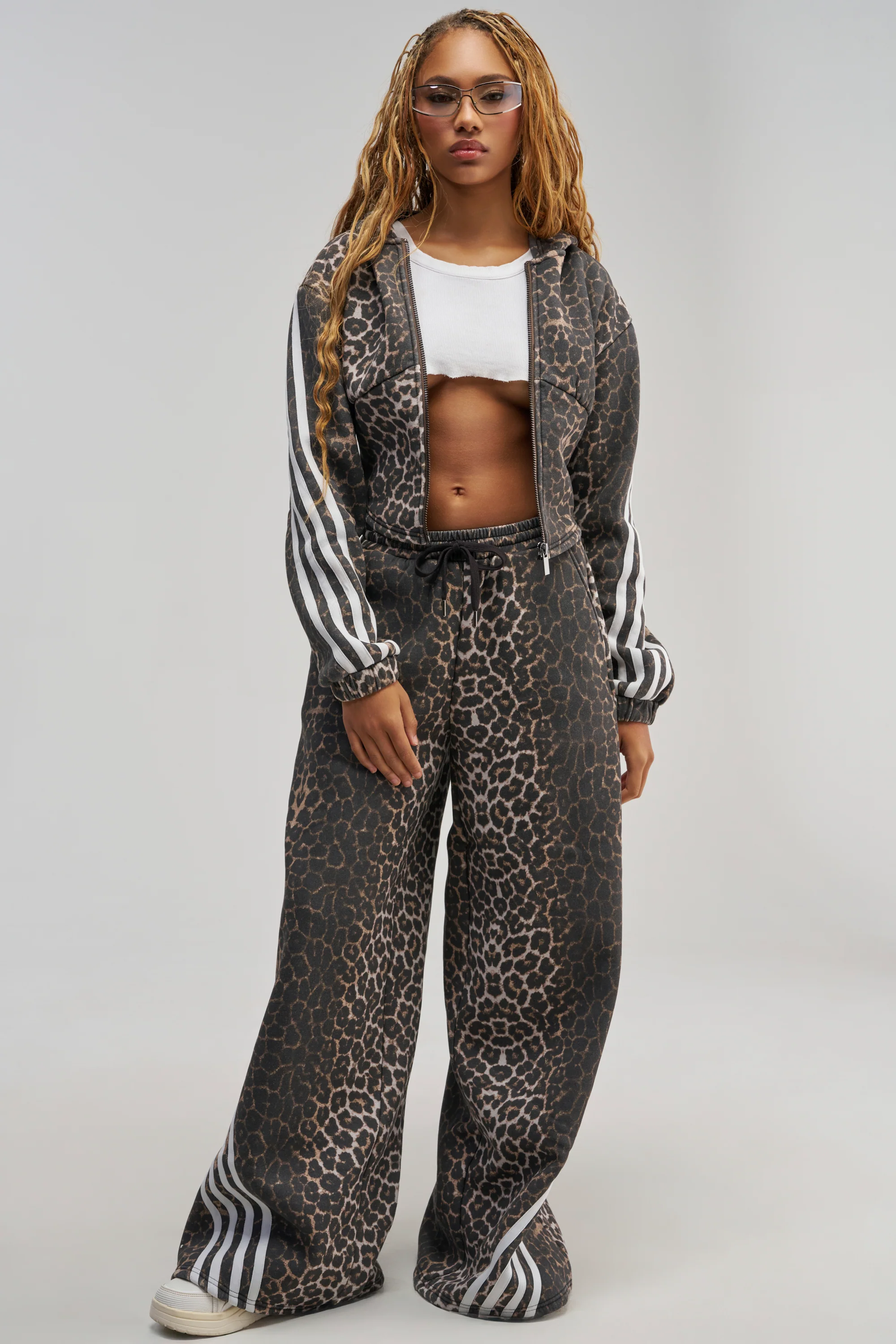 WILD SIDE RELAXED SWEATPANT - Akira Store