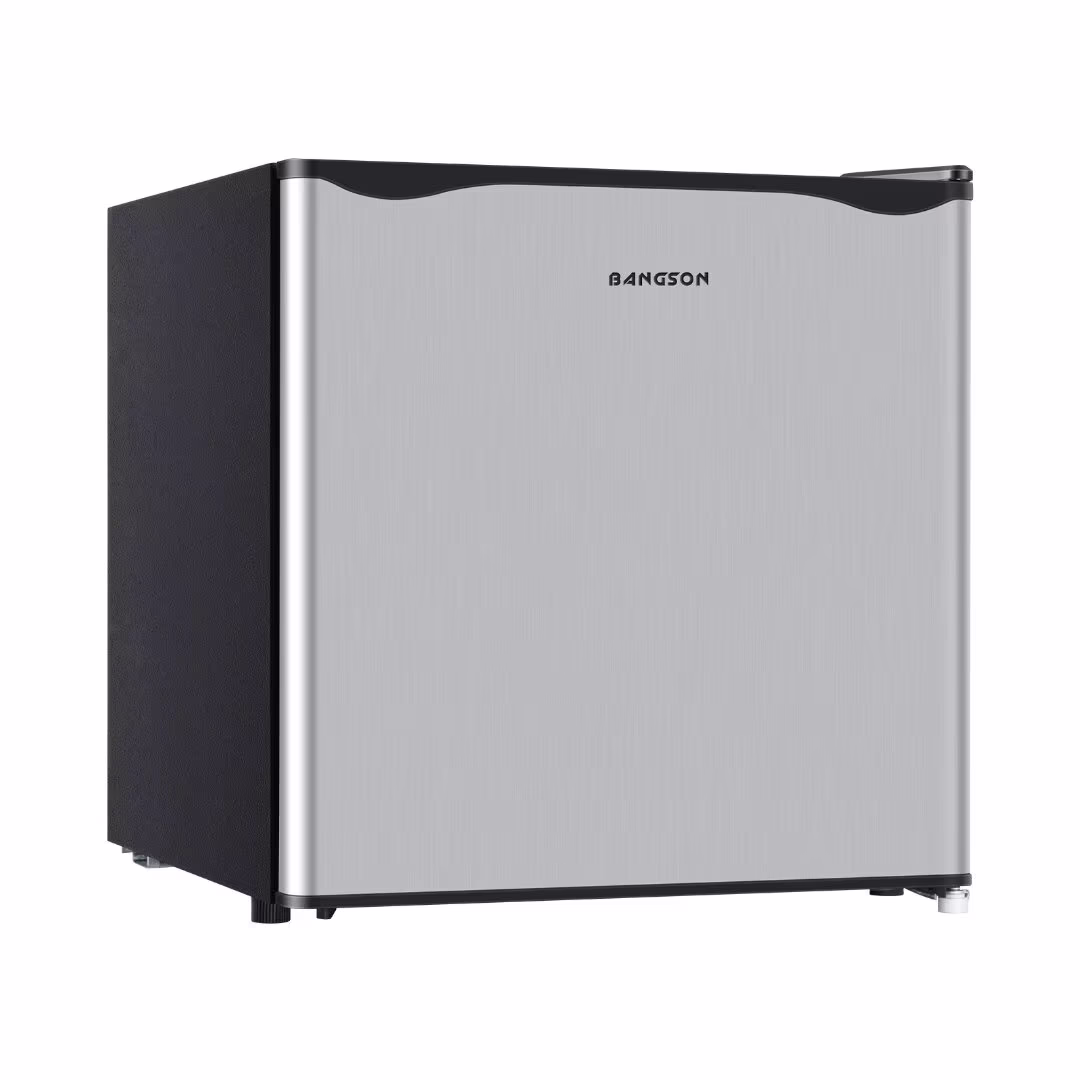 Small Refrigerator,1 6 Cu ft Mini Fridge with Freezer, Single Door, Silver(silver)