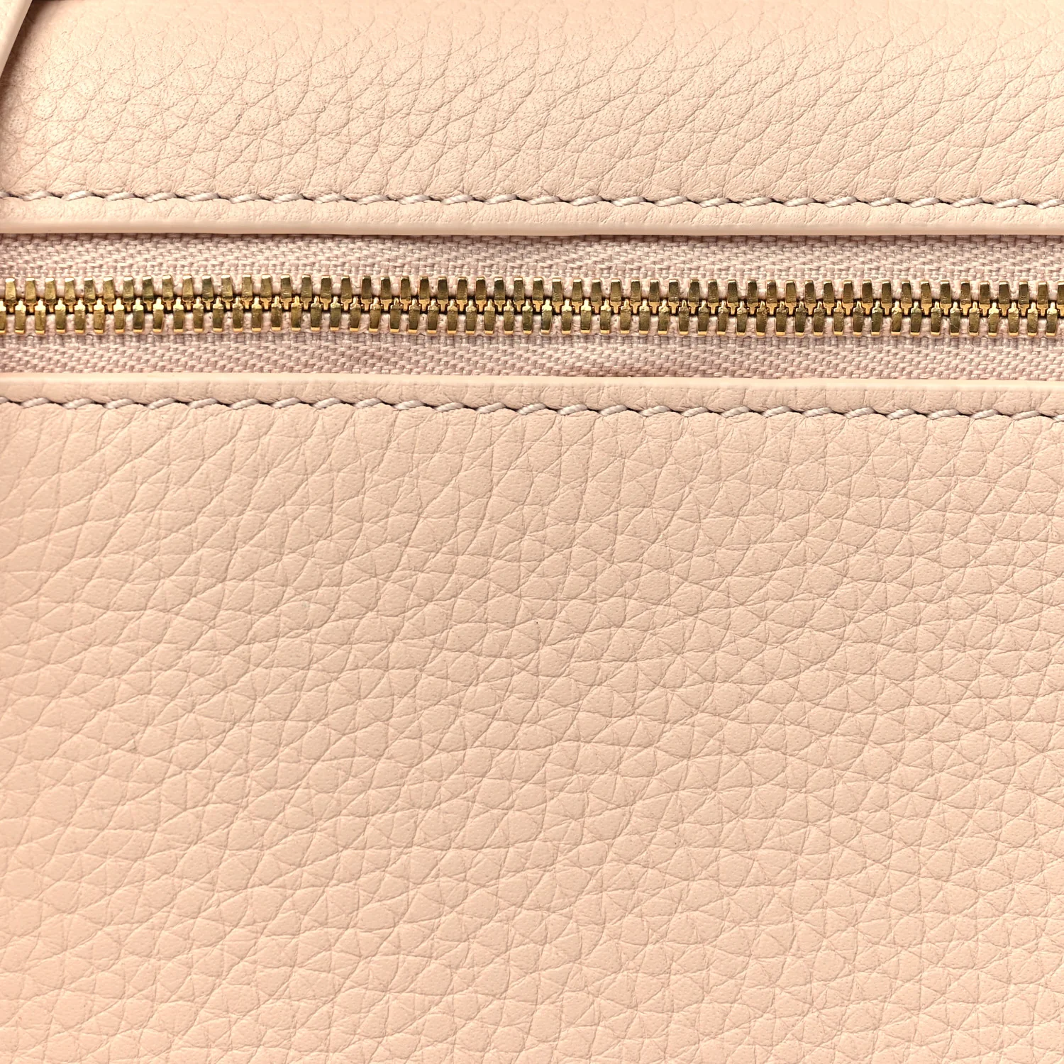 Grained Calfskin Extra Pocket Mini Pouch Creamed Honey