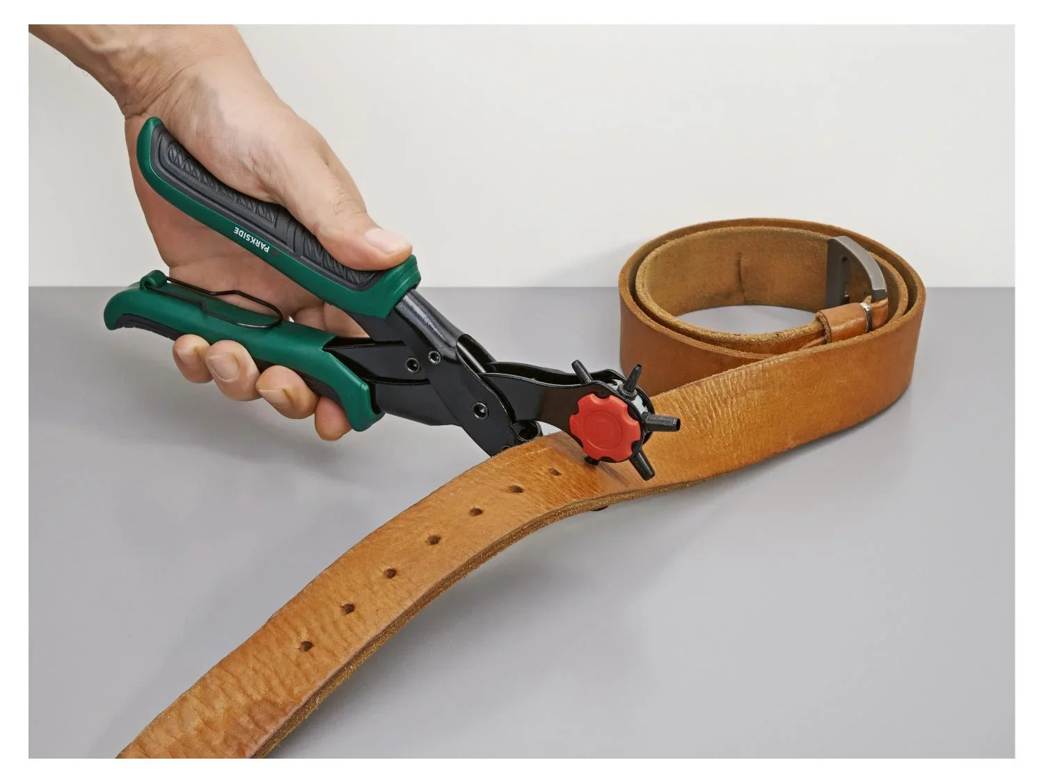 PARKSIDE Pince emporte-pice avec boutons-pression, 358 pices
