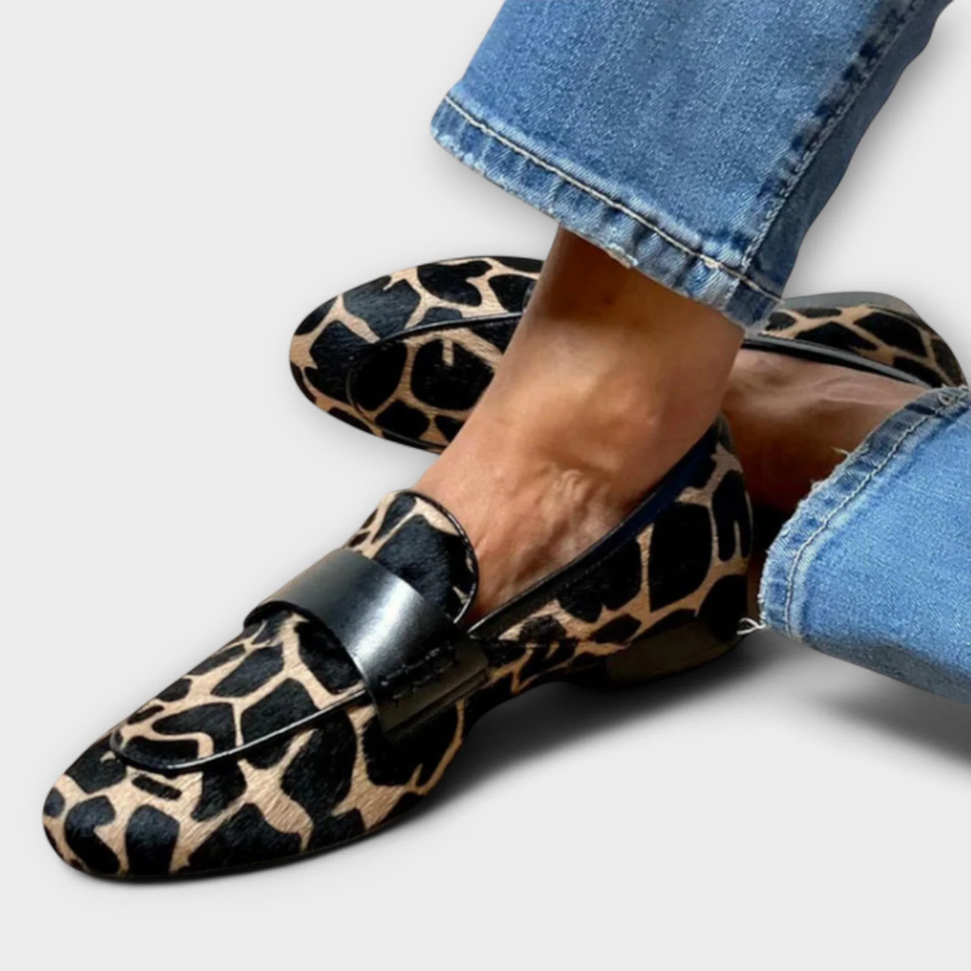 Félanora | Les Mocassins Léopard D’une Élégance Affirmée