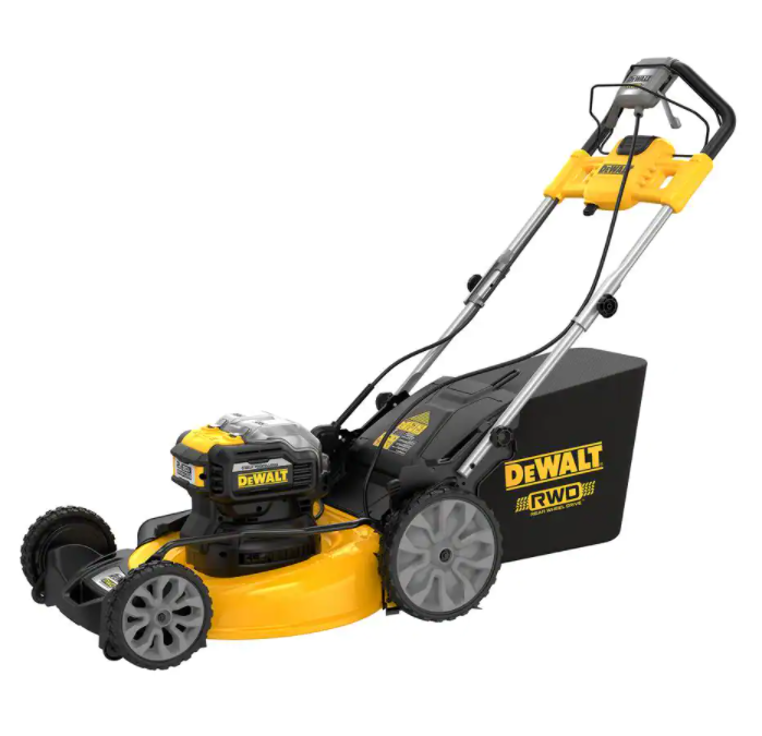 Tondeuse à gazon électrique sans fil DEWALT 21 po 20 V, autotractée et manuelle, avec deux batteries Flexvolt de 12 Ah et chargeur.