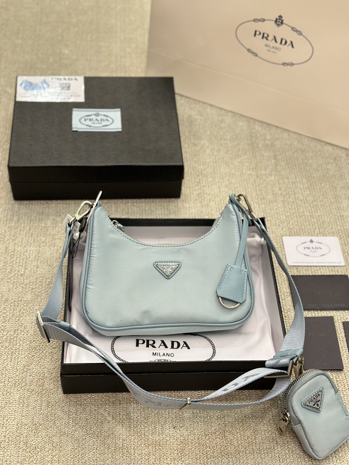 Pra hobo  new arrival bag size : 22 * 16cm