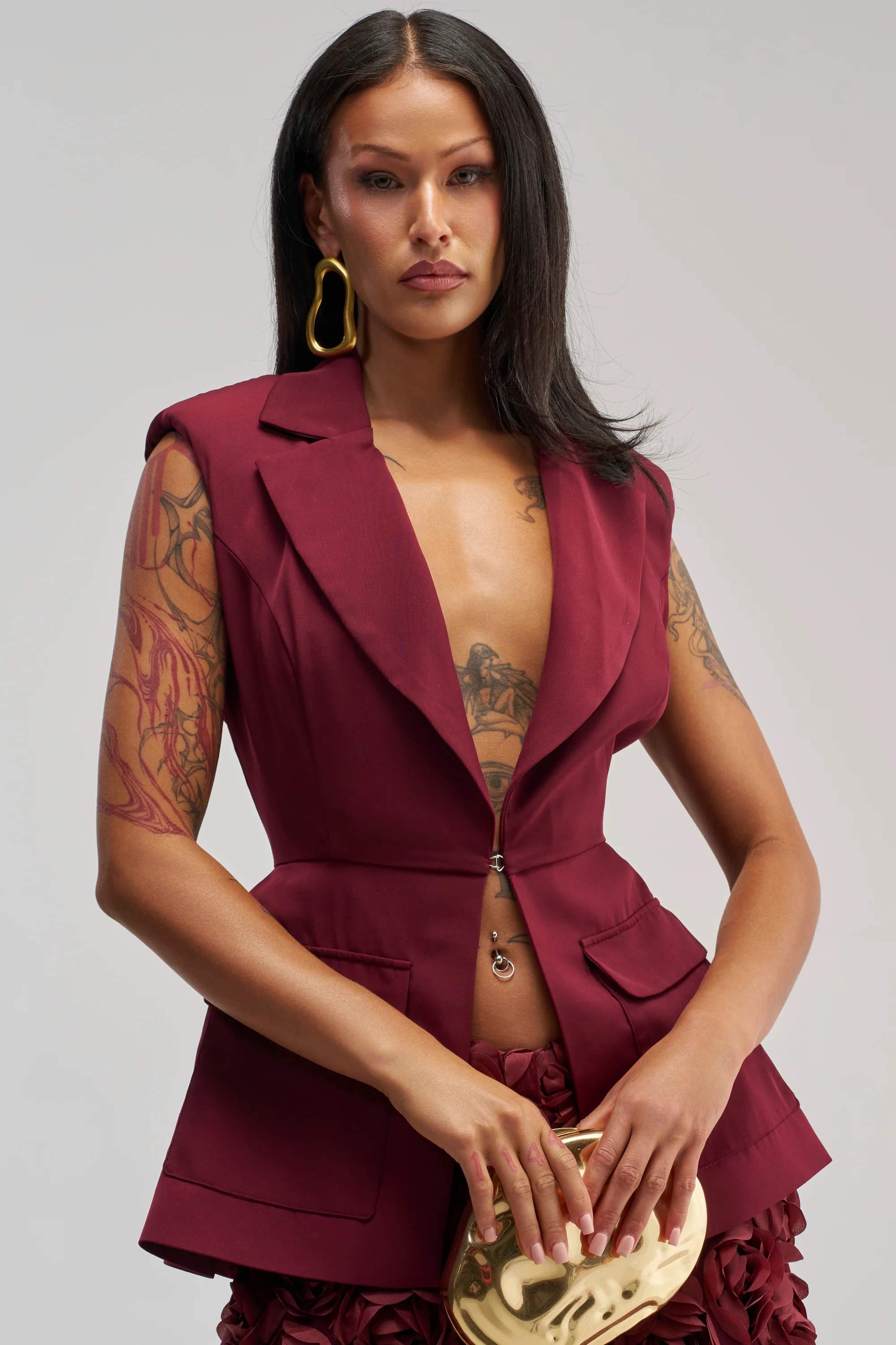NAOMI BLAZER VEST IN BURGUNDY - Akira Store