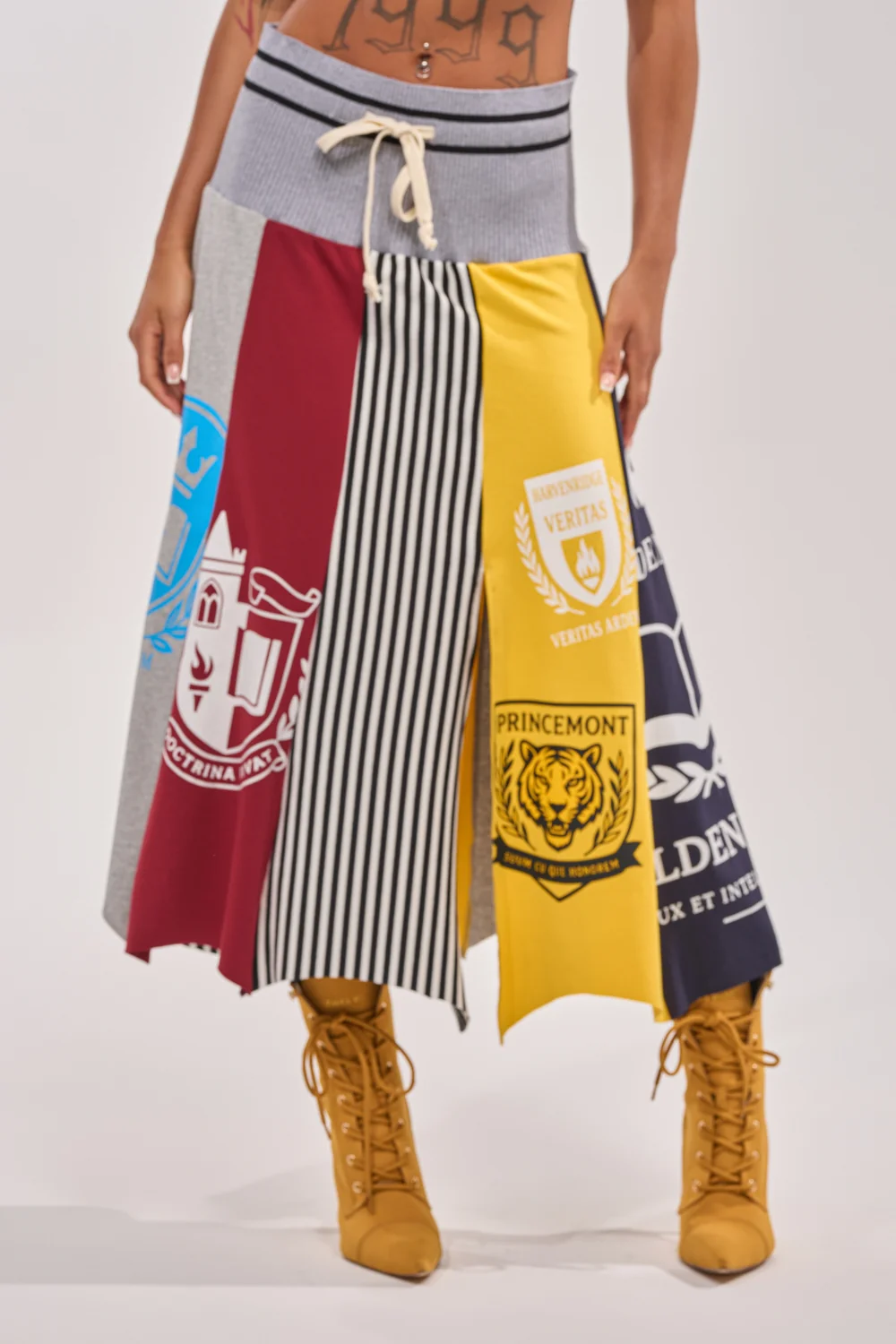 MIXED FEELINGS MIDI SKIRT - Akira Store