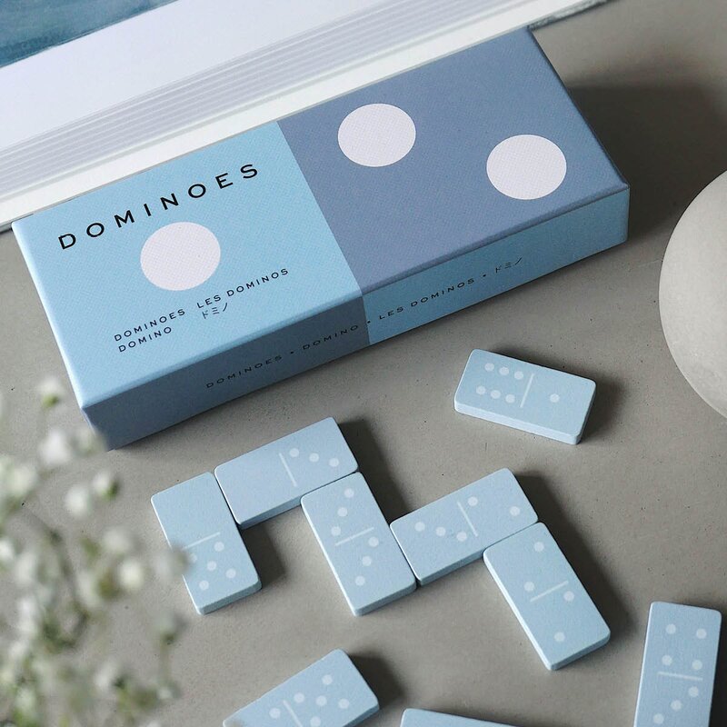 Play domino  spill