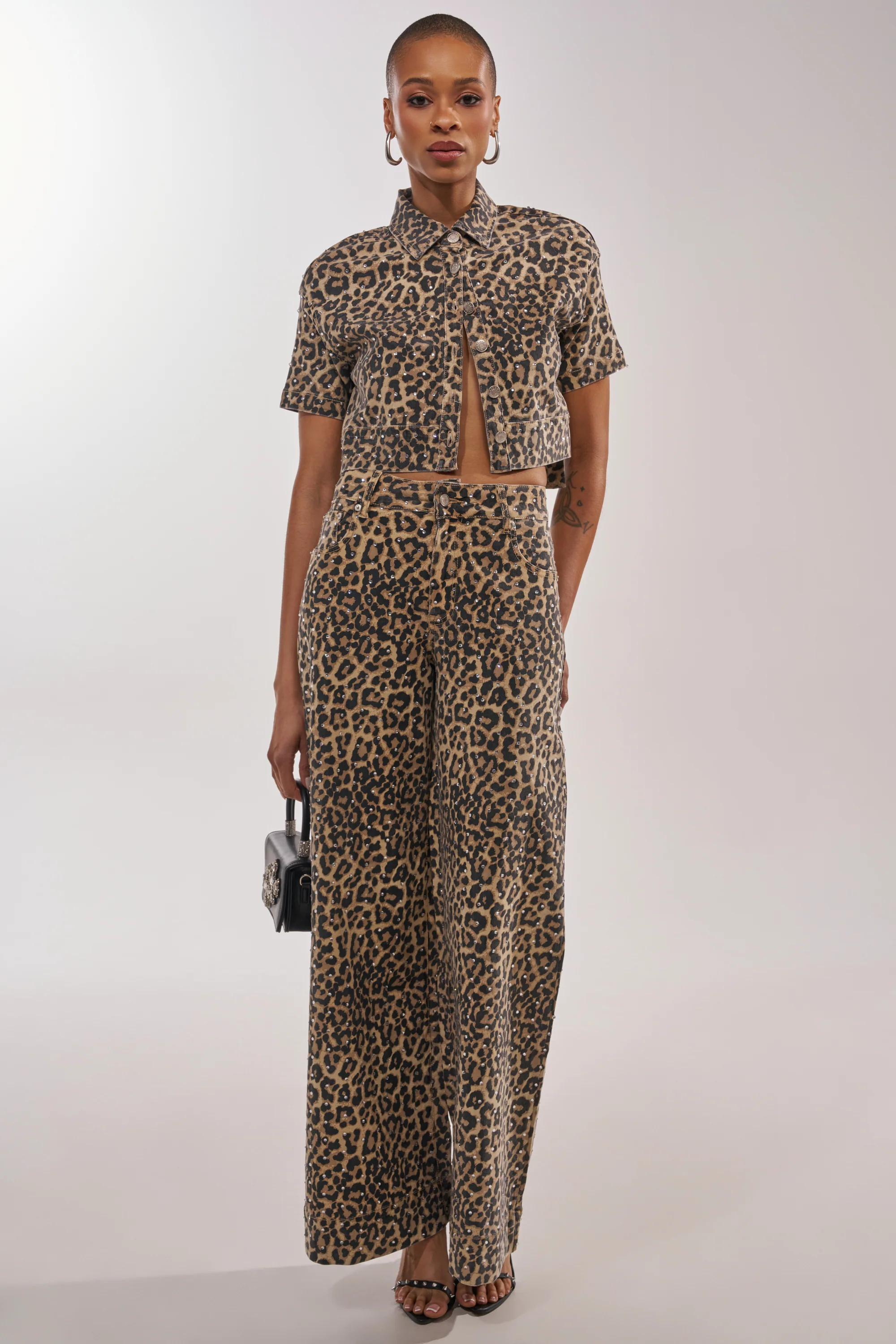 LEOPARD SISTA RELAXED DENIM - Akira Store