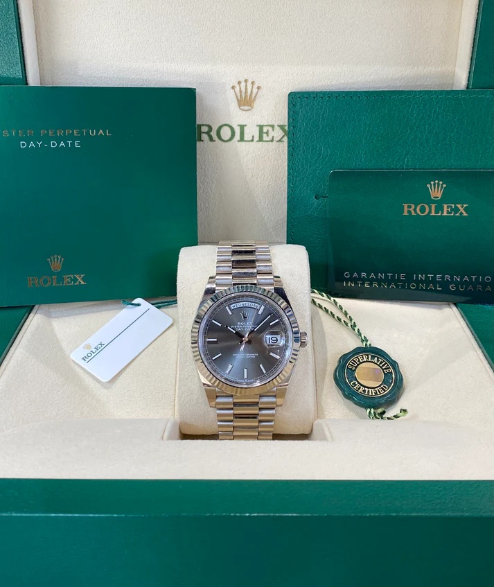 [Super Clone]RLX  Day-Date 40mm Slate Diamonds Dial  228236-0013