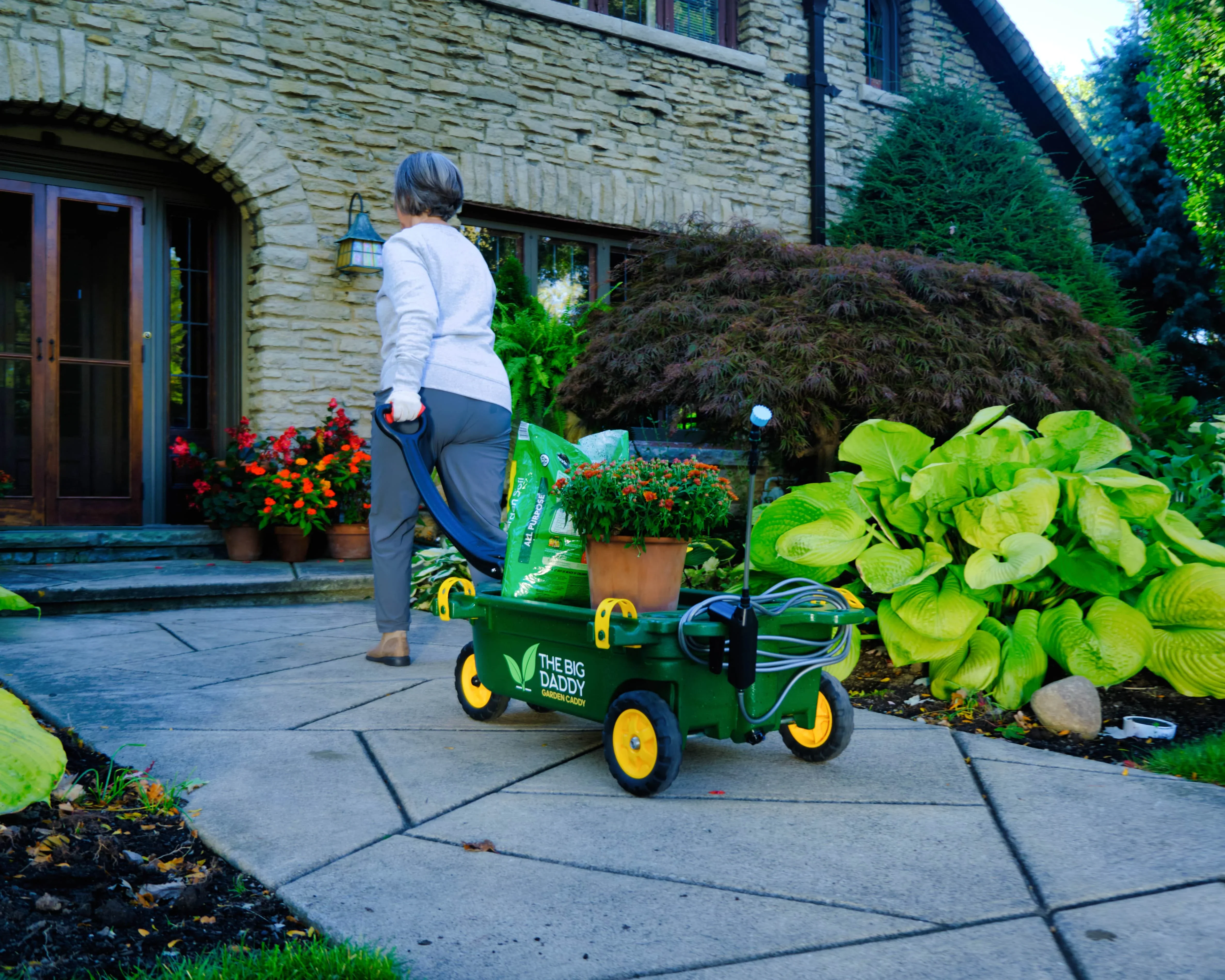 Big Daddy Multi-Function Garden Cart with Low Density Polyethylene