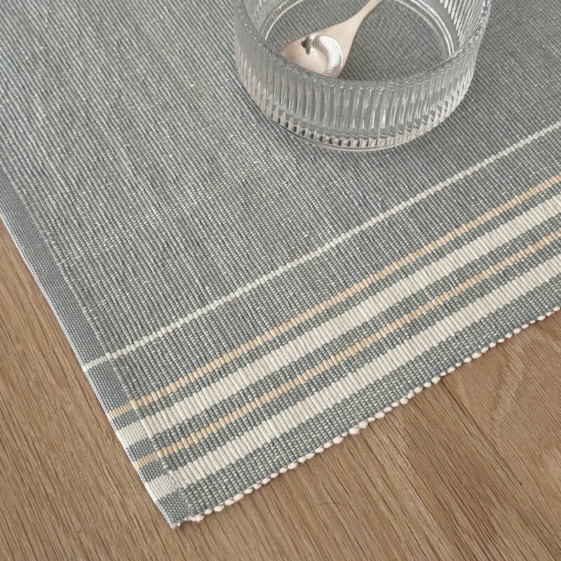 Vibeke Klint bordbrikke nøytral stripe 33x48 cm blue