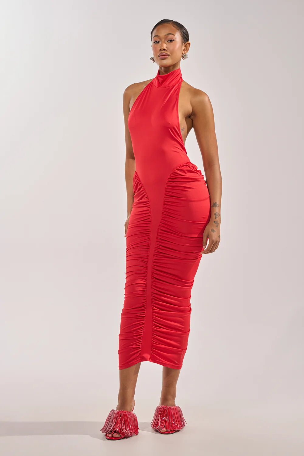 HIPS DON'T LIE RUCHED MAXI DRESS IN RED - Akira Store