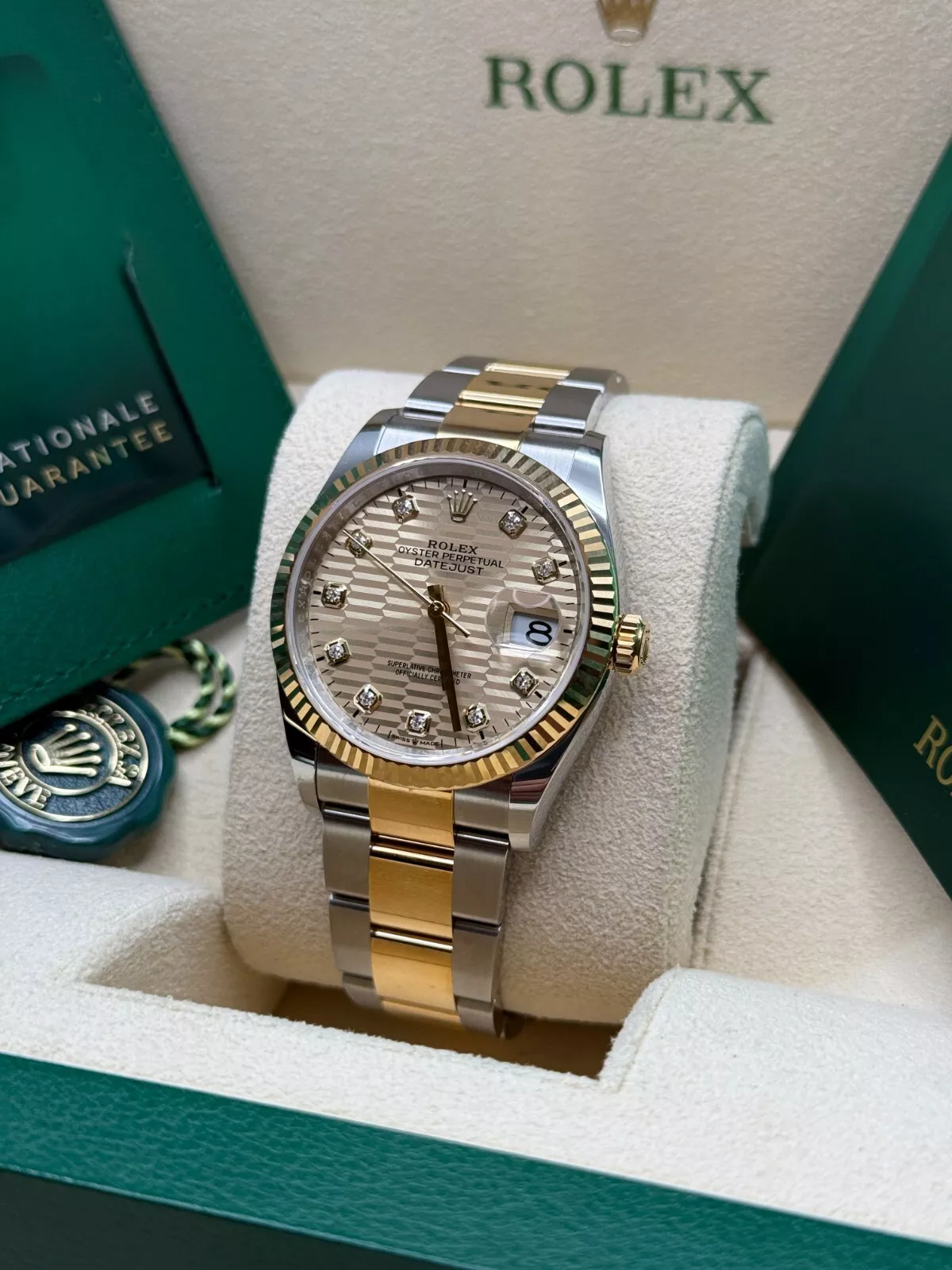 [Super Clone]RLX  Datejust 36mm 126233-0046 Golden Fluted Motif 36mm Dial Oyster Bracelet