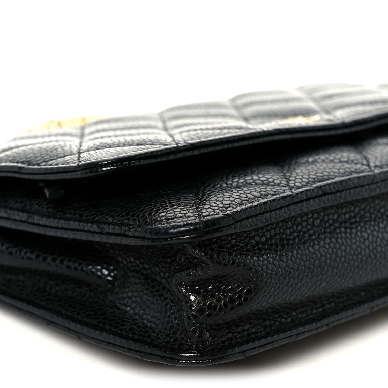 Caviar Quilted Wallet on Chain WOC Black