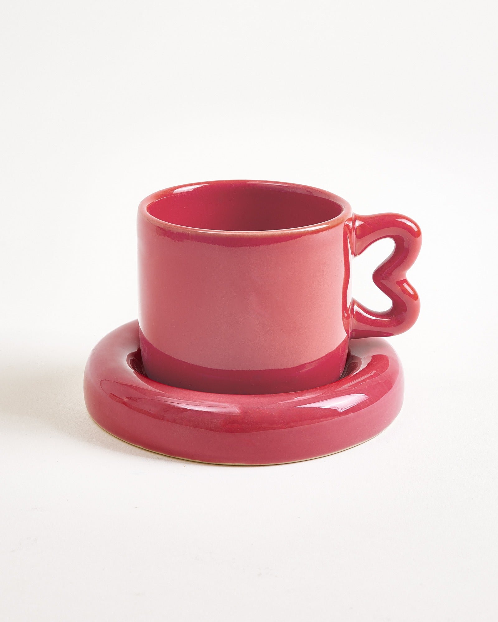 SEIA MUG & SAUCER HEART BURGUNDY