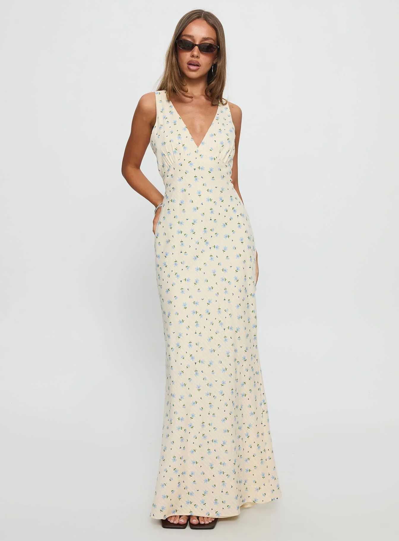 Manolia Textured Maxi Dress Cream Floral