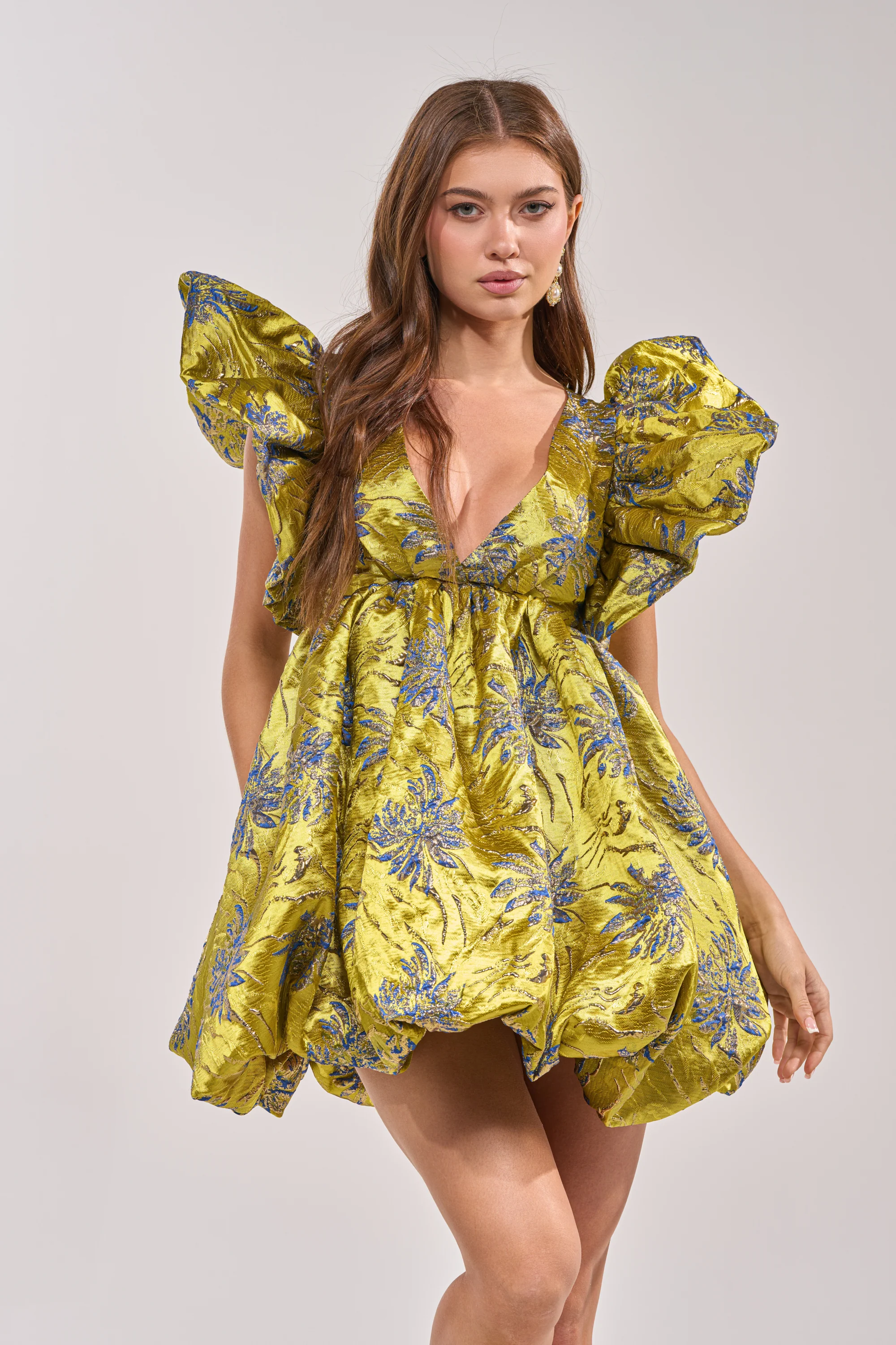 MAIN CHARACTER ENERGY BROCADE MINI DRESS IN GREEN - Akira Store