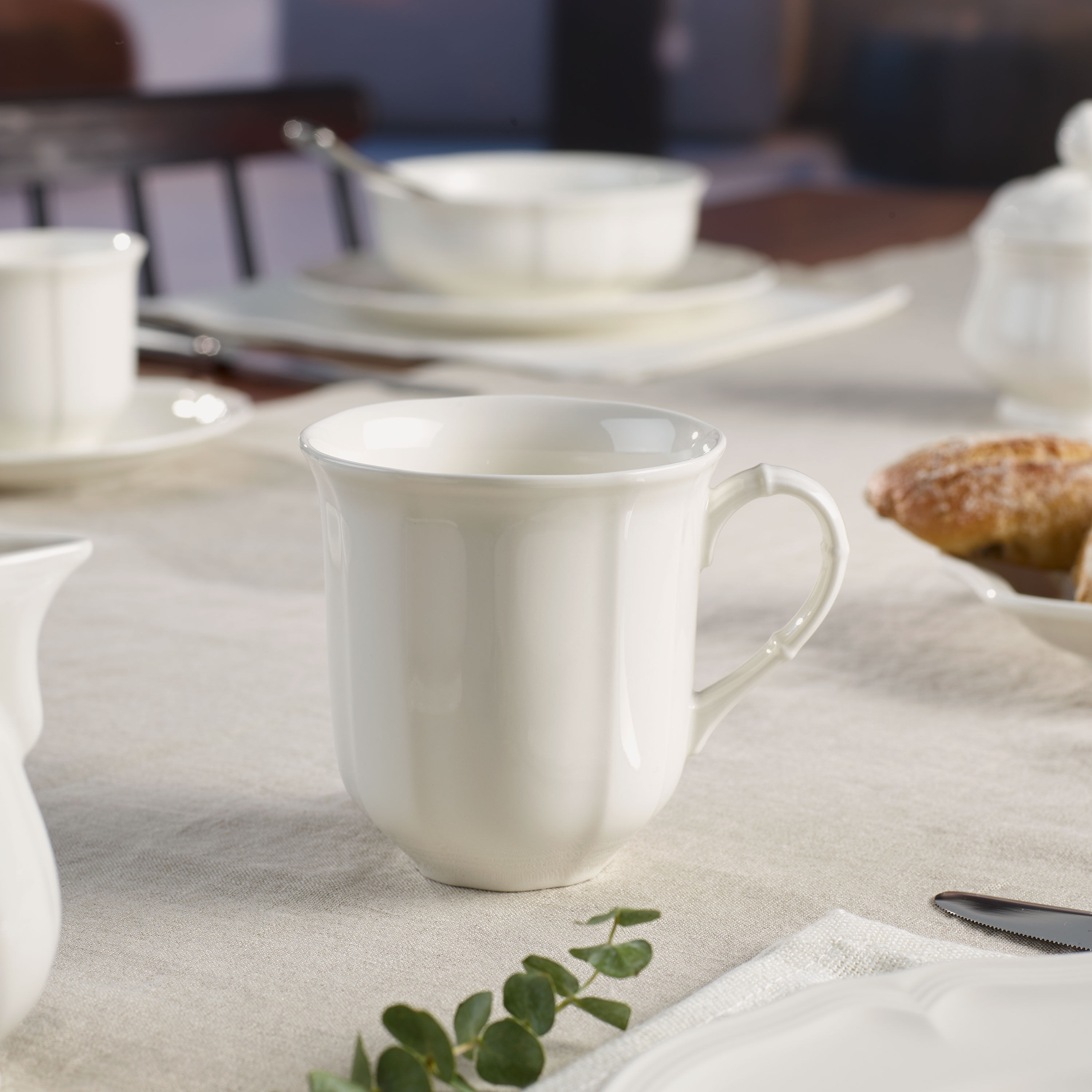 Manoir Mug - White, 10.2 oz, Premium Porcelain