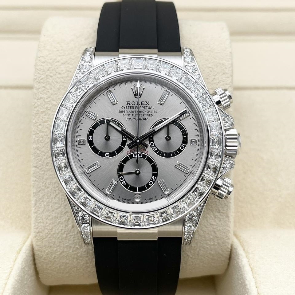 [Super Clone]Rolex Cosmograph Daytona 40mm White Gold Diamond Baguette Silver Dial Diamond Bezel Oysterflex - 126539TBR