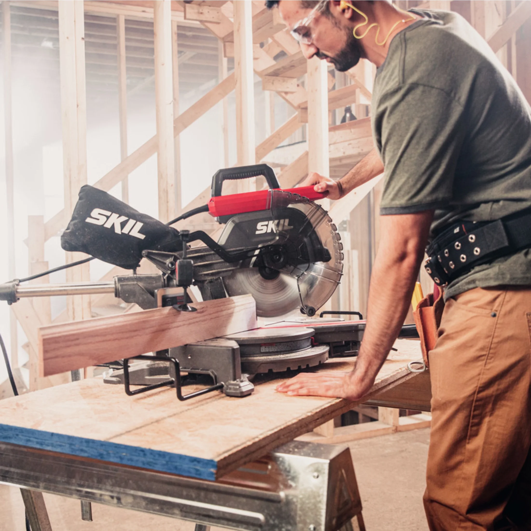 15 Amp 10'' Corded Electric Dual Bevel Sliding Miter Saw - Image 6