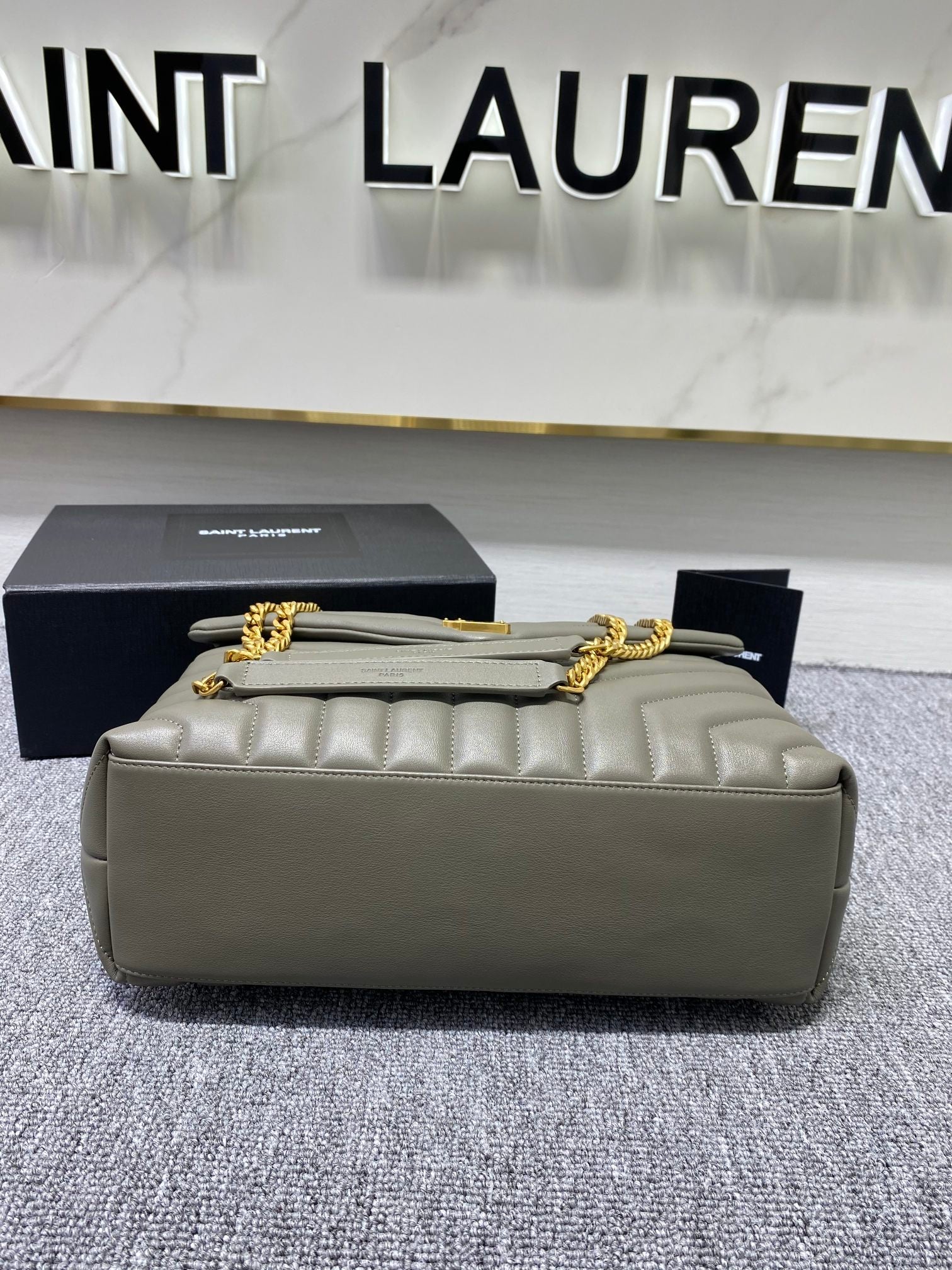 Y Loulou Medium Chain Bag In Y Leather