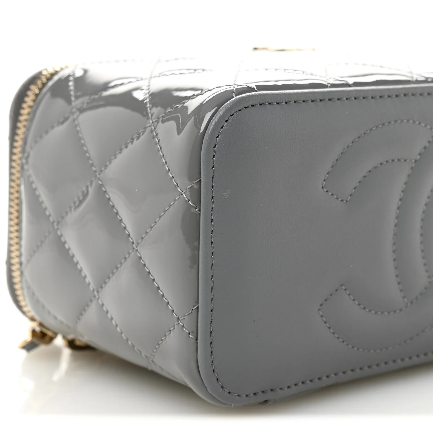 Patent Quilted Quilted Small Top Handle Vanity Case With Chain Grey