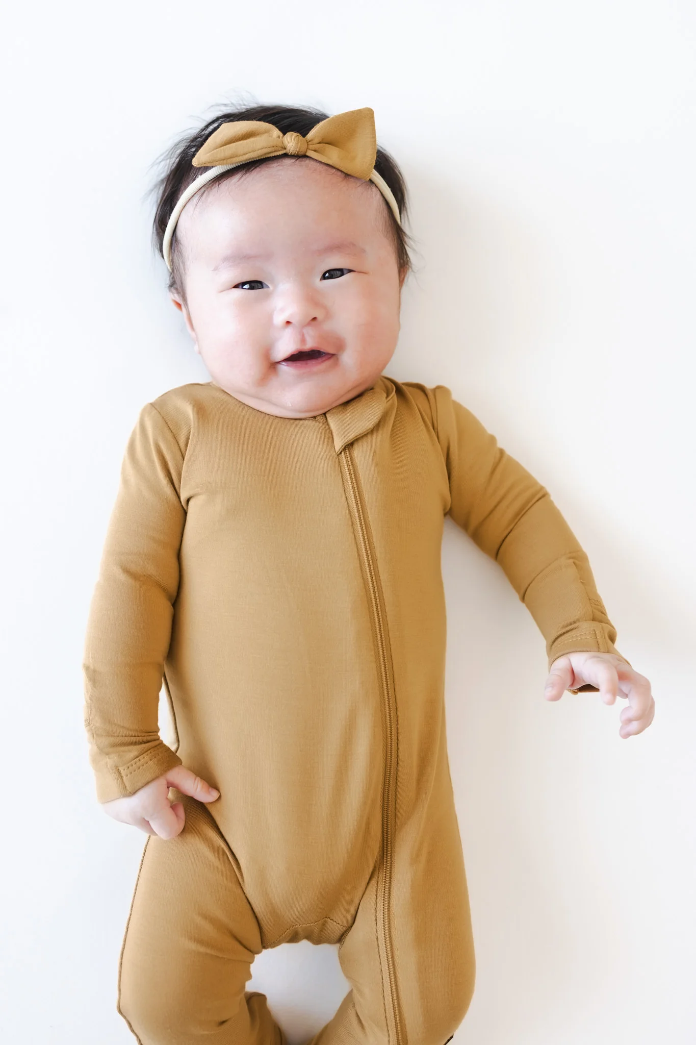 Tiny Nylon Bow in Ochre