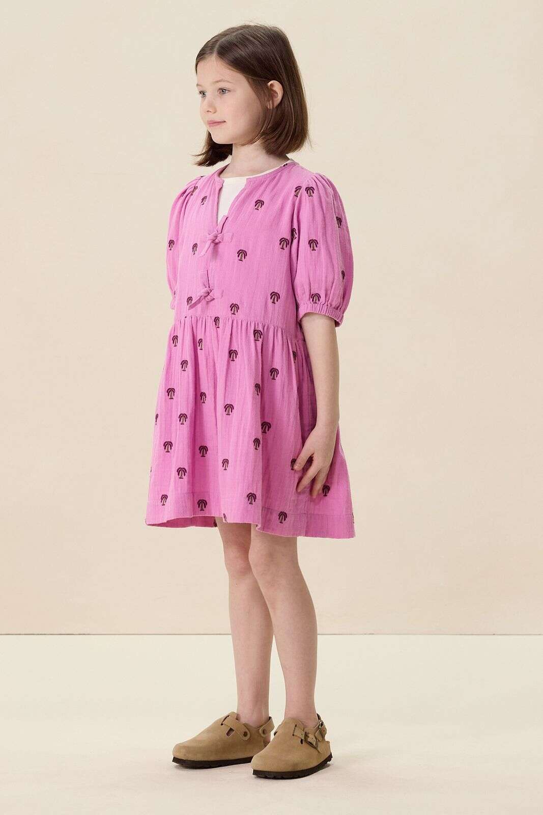 Roze jurk met embroidery