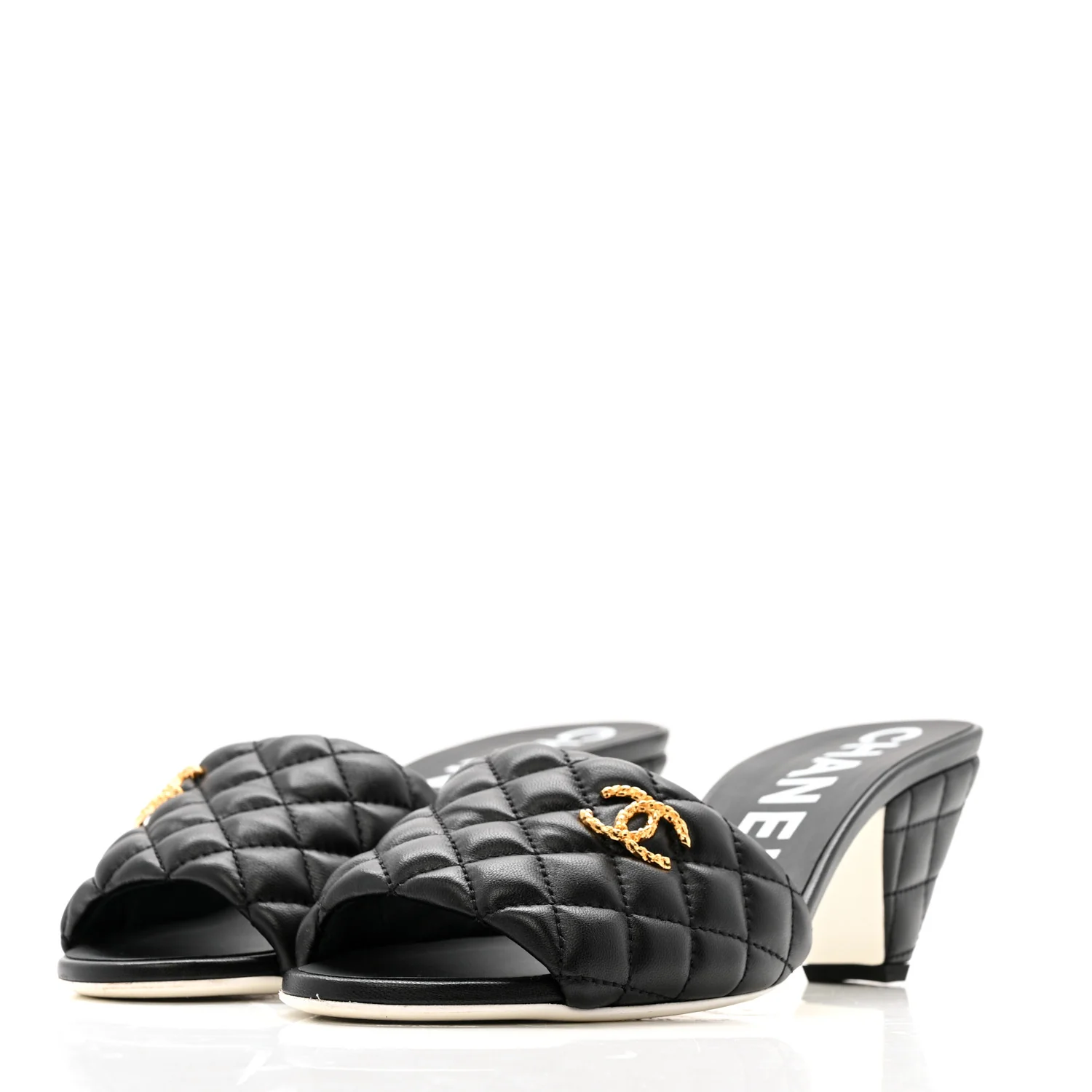 Lambskin Quilted Textured CC Mules 40 Black
