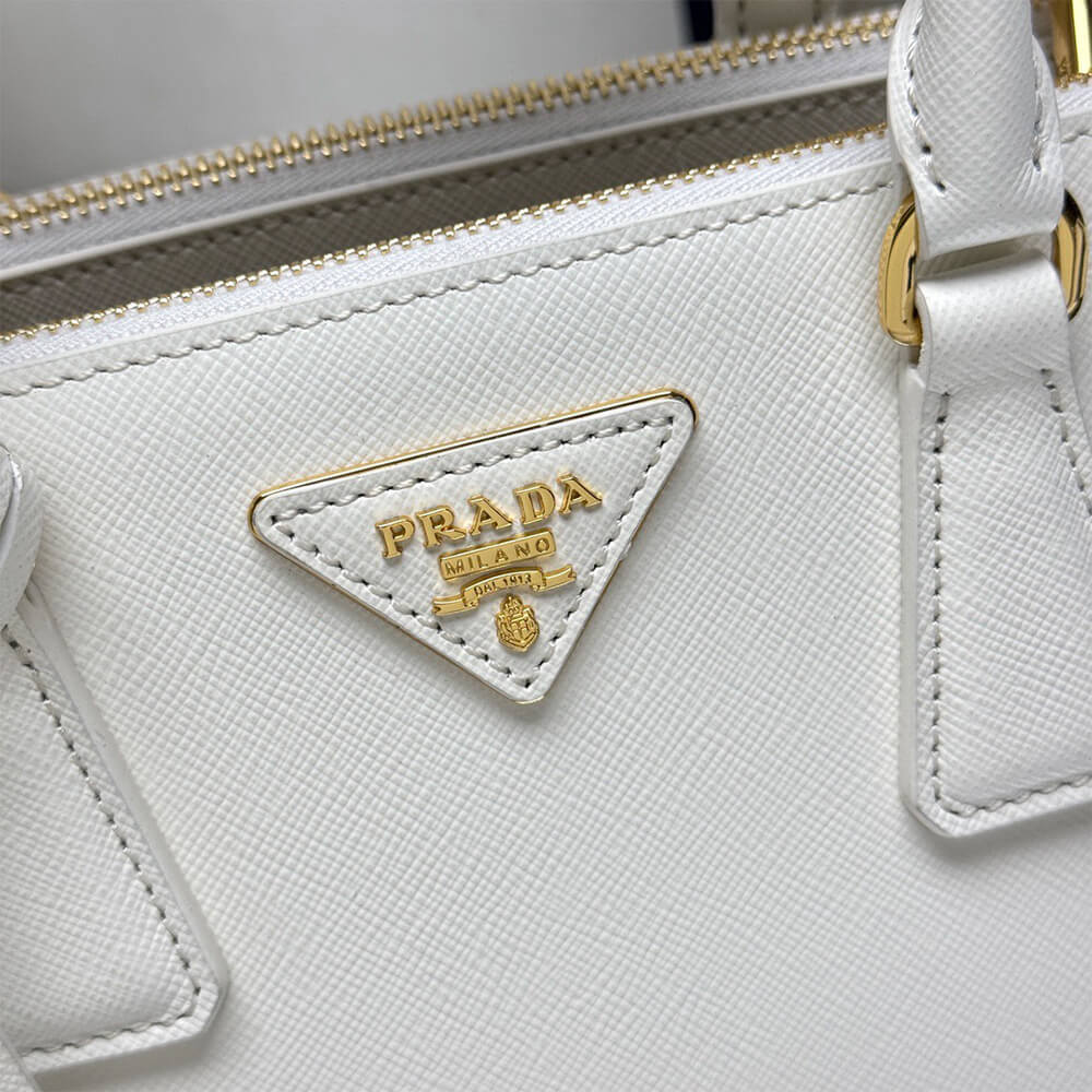 Prada Small Prada Galleria Saffiano leather bag(HIGH-END GRADE)