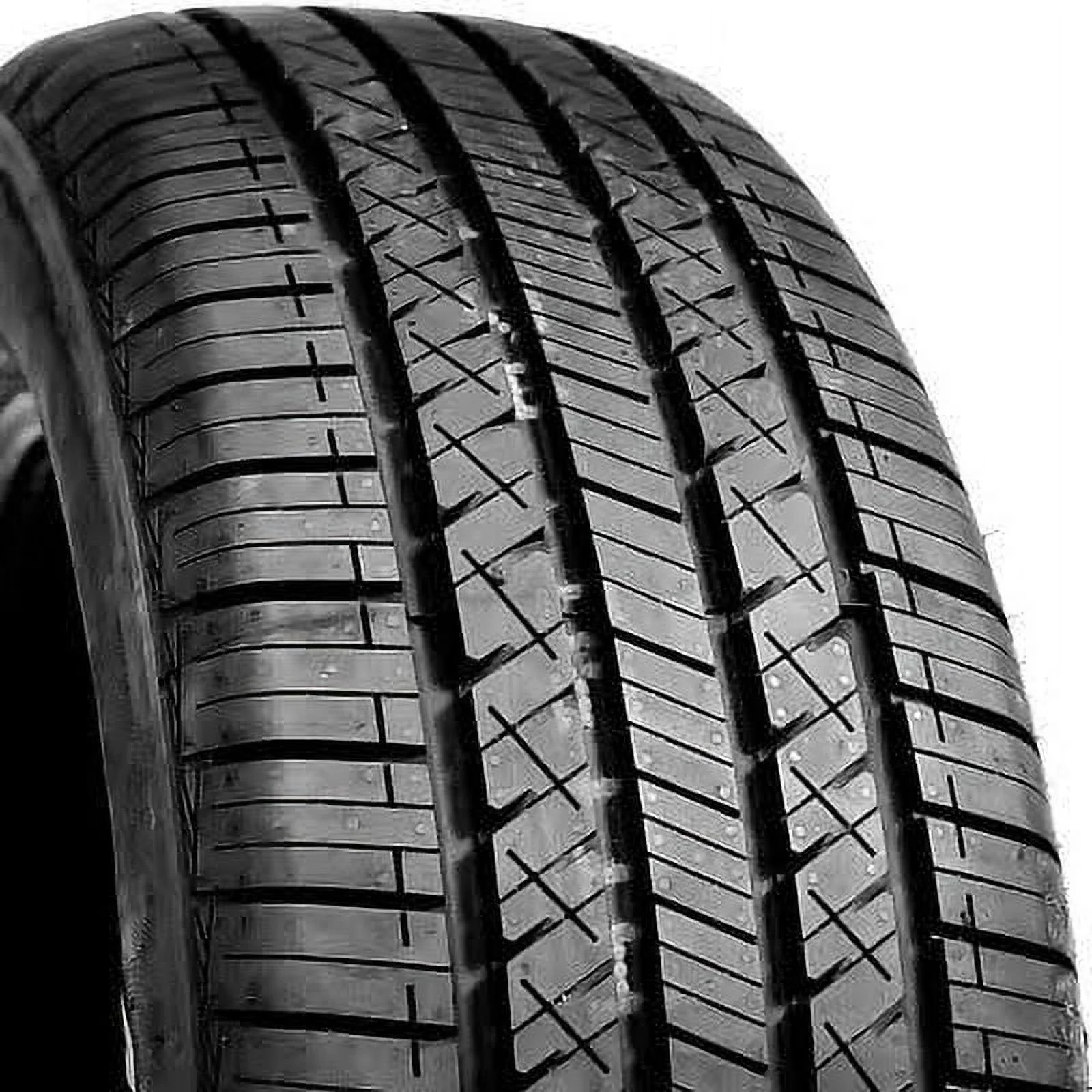 235/70R16 LION SPORT 4��4 HP3 106H Fits: 2000 Land Rover Range Rover County, 1994-95 Land Rover Discovery Base - Image 2