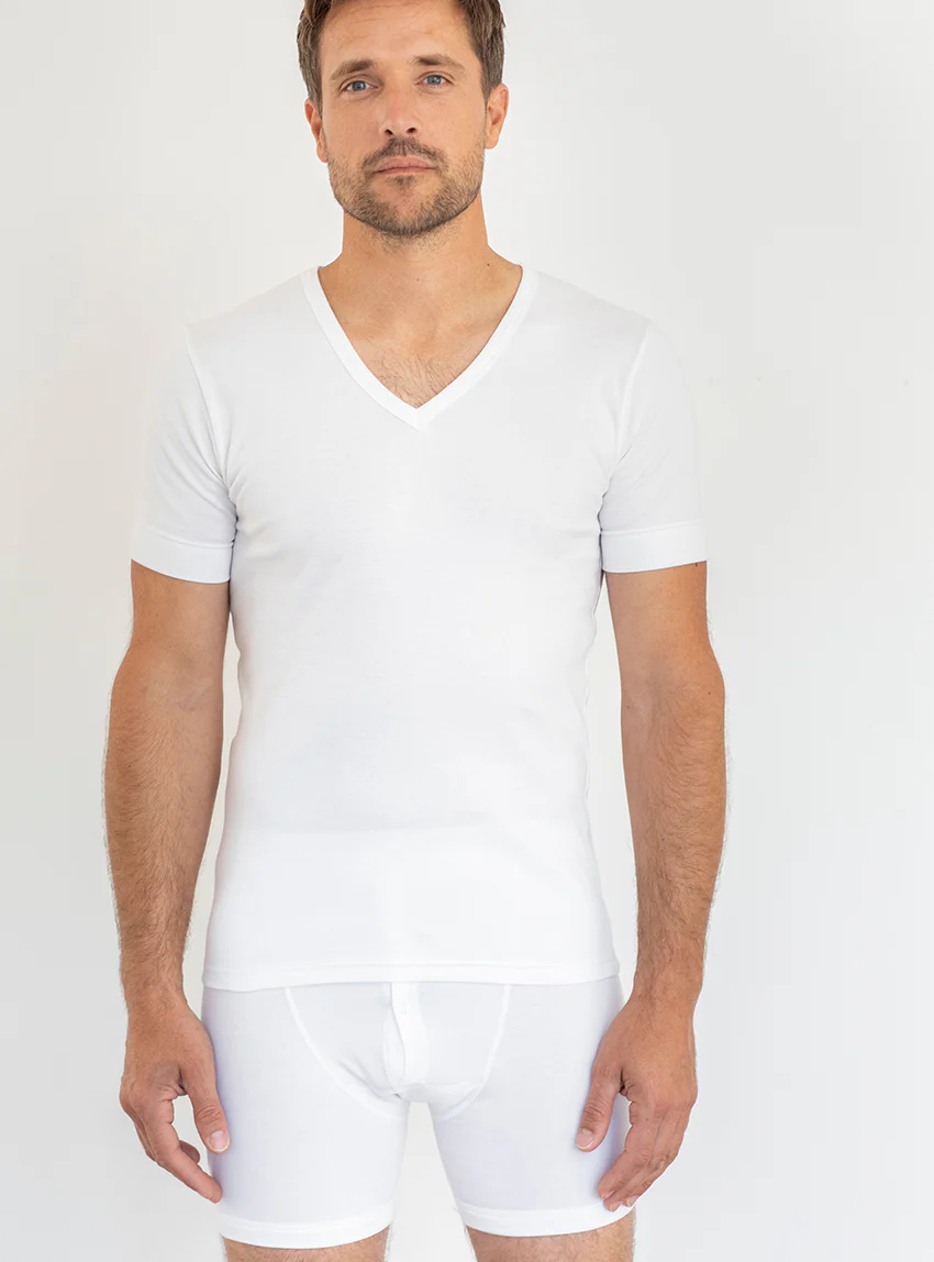 Tee-shirt homme encolure V en coton blanc