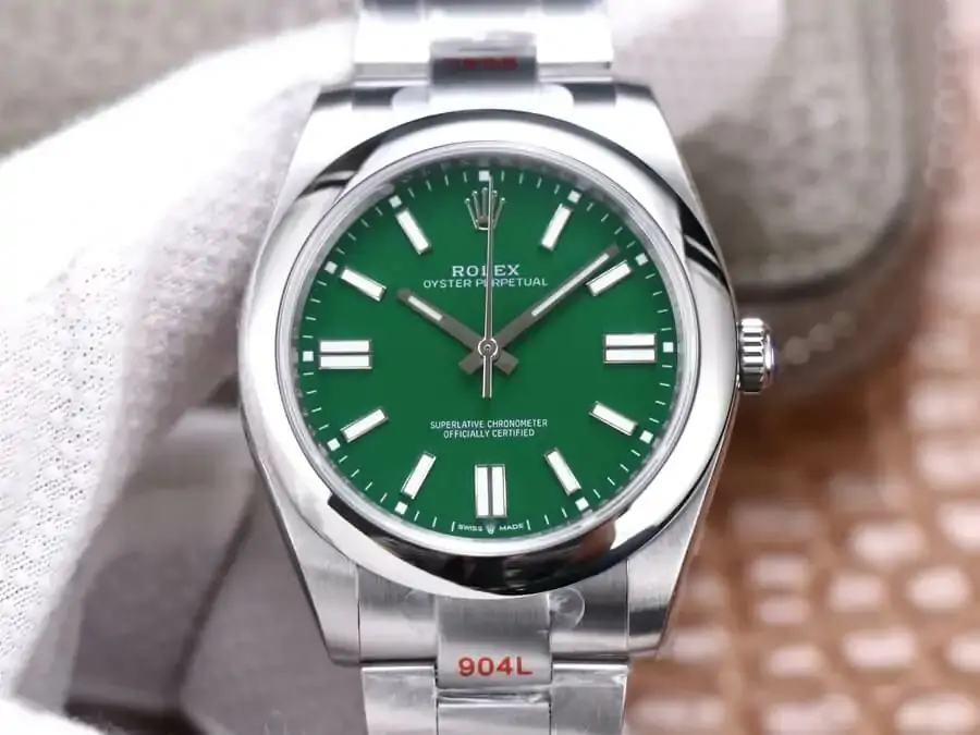 Rolex Oyster Perpetual M124300-0005 41MM EW Factory Green Dial